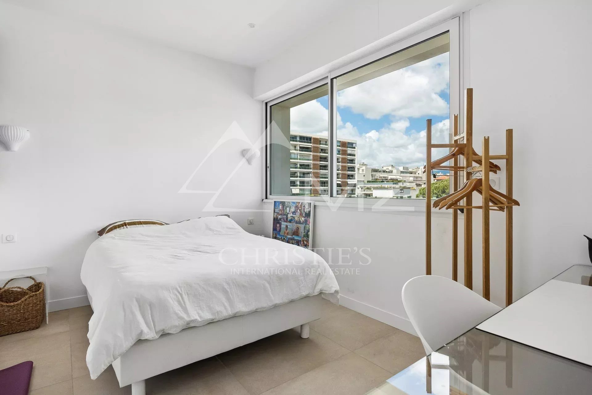 3 Bedroom Apartment/Flat's Image 13