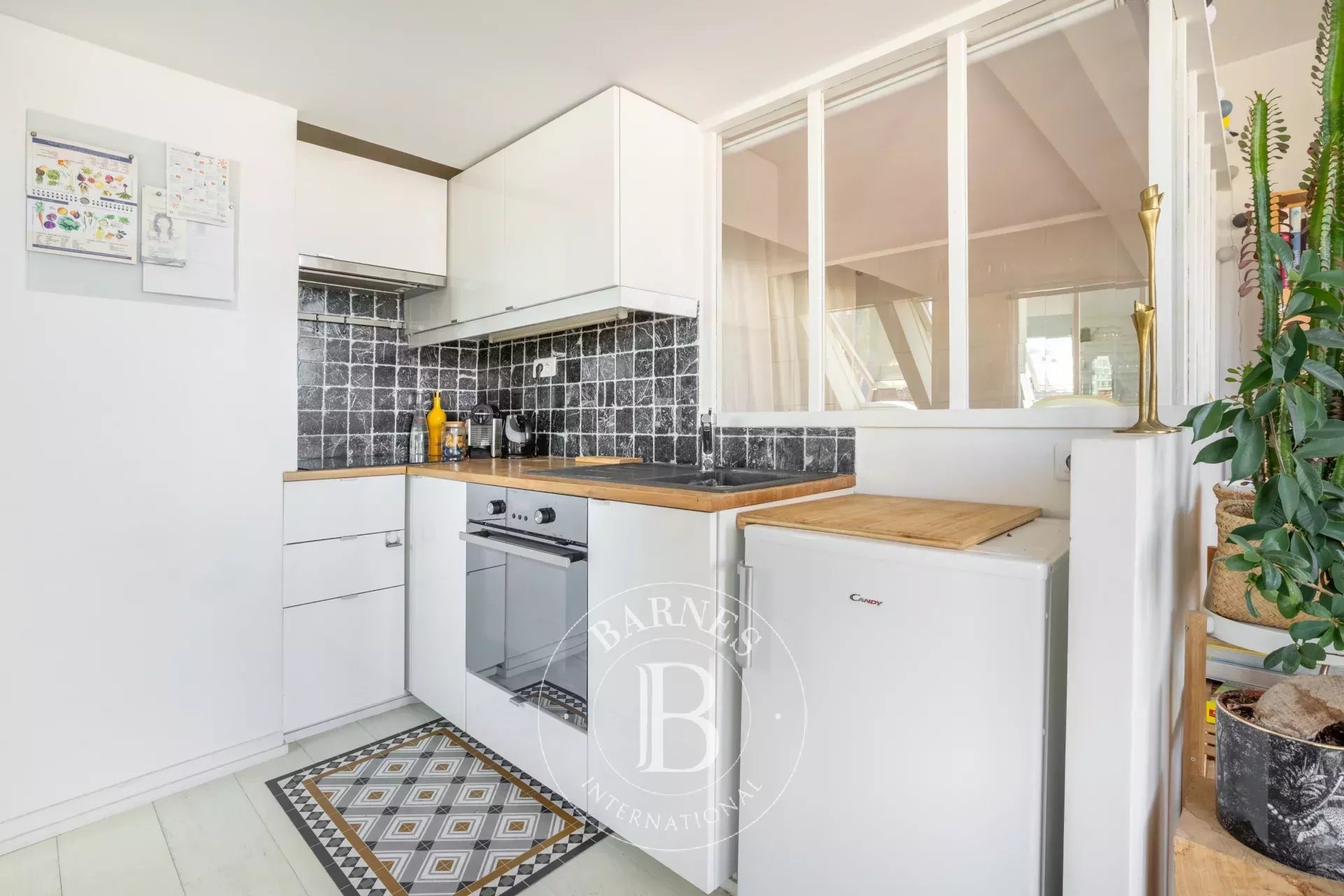 Daire Paris 4ème - picture 10