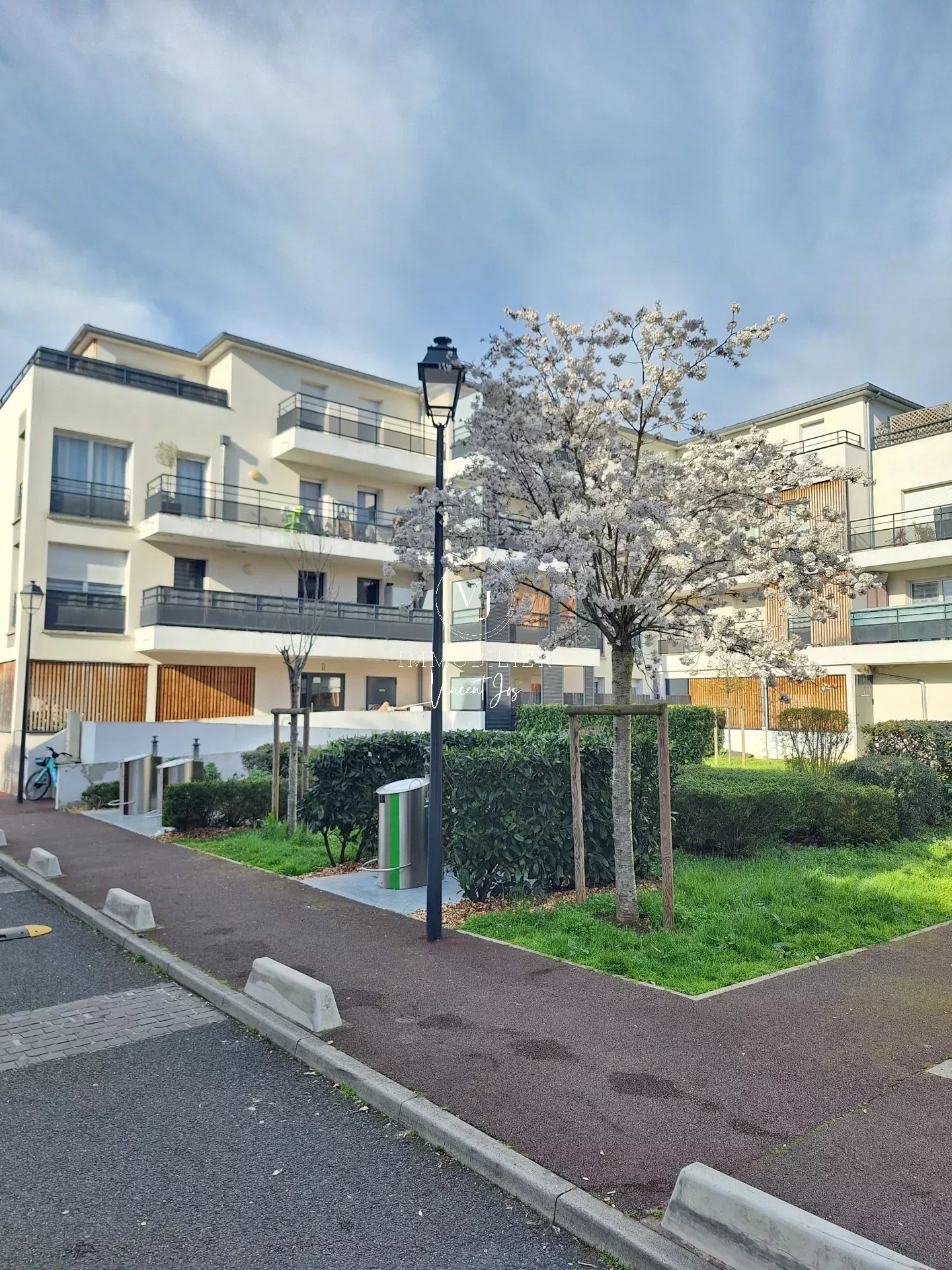 Agence immobilière de 