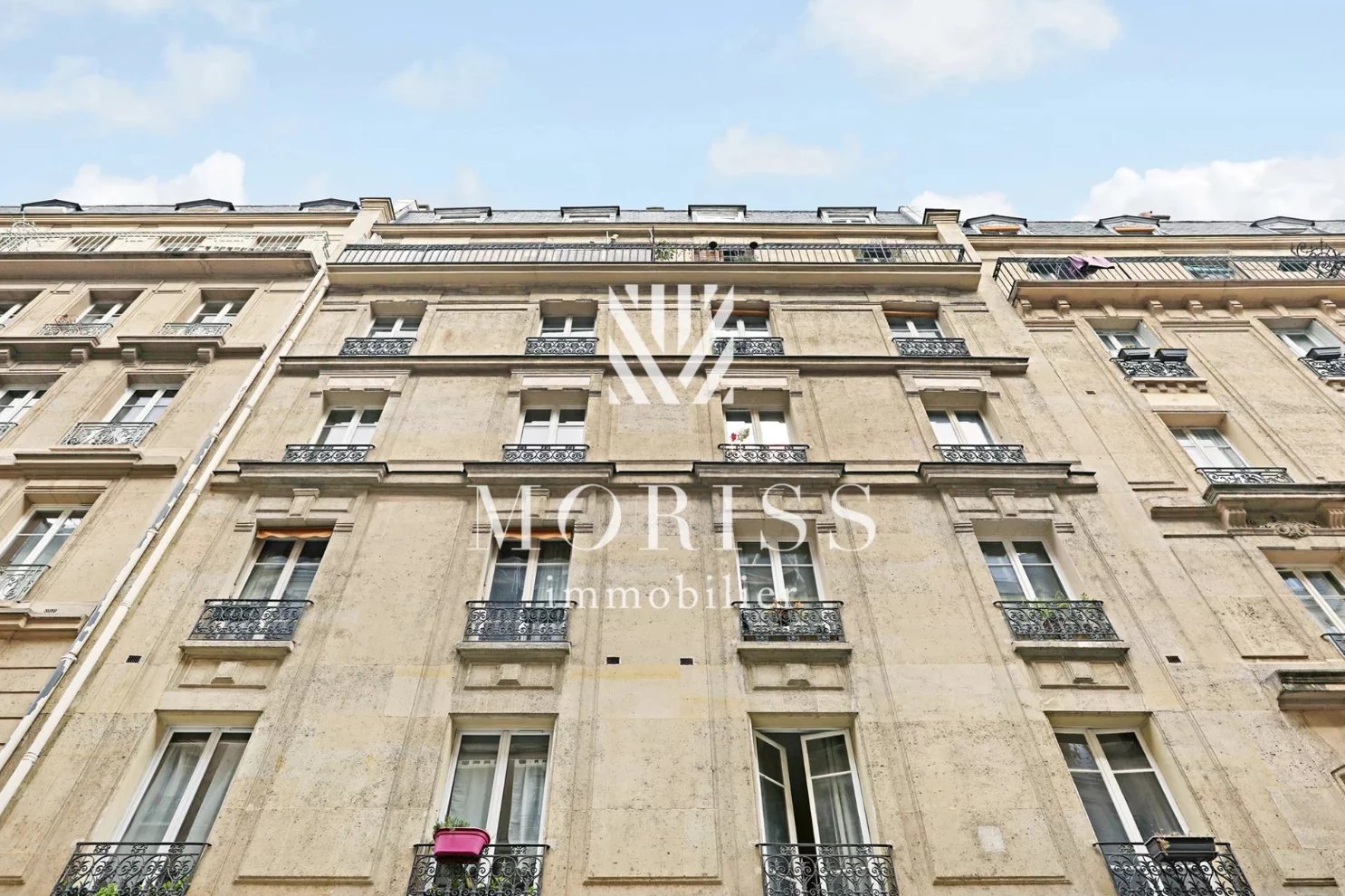 STUDIO - ÉTAGE ÉLEVÉ - RUE SIMART - 75018 - Image 1