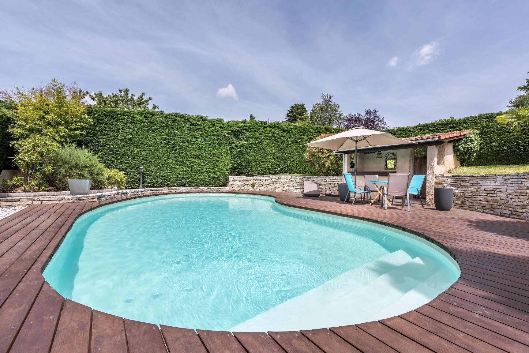 Villa de charme sur terrain de 1100 m² à Lissieu