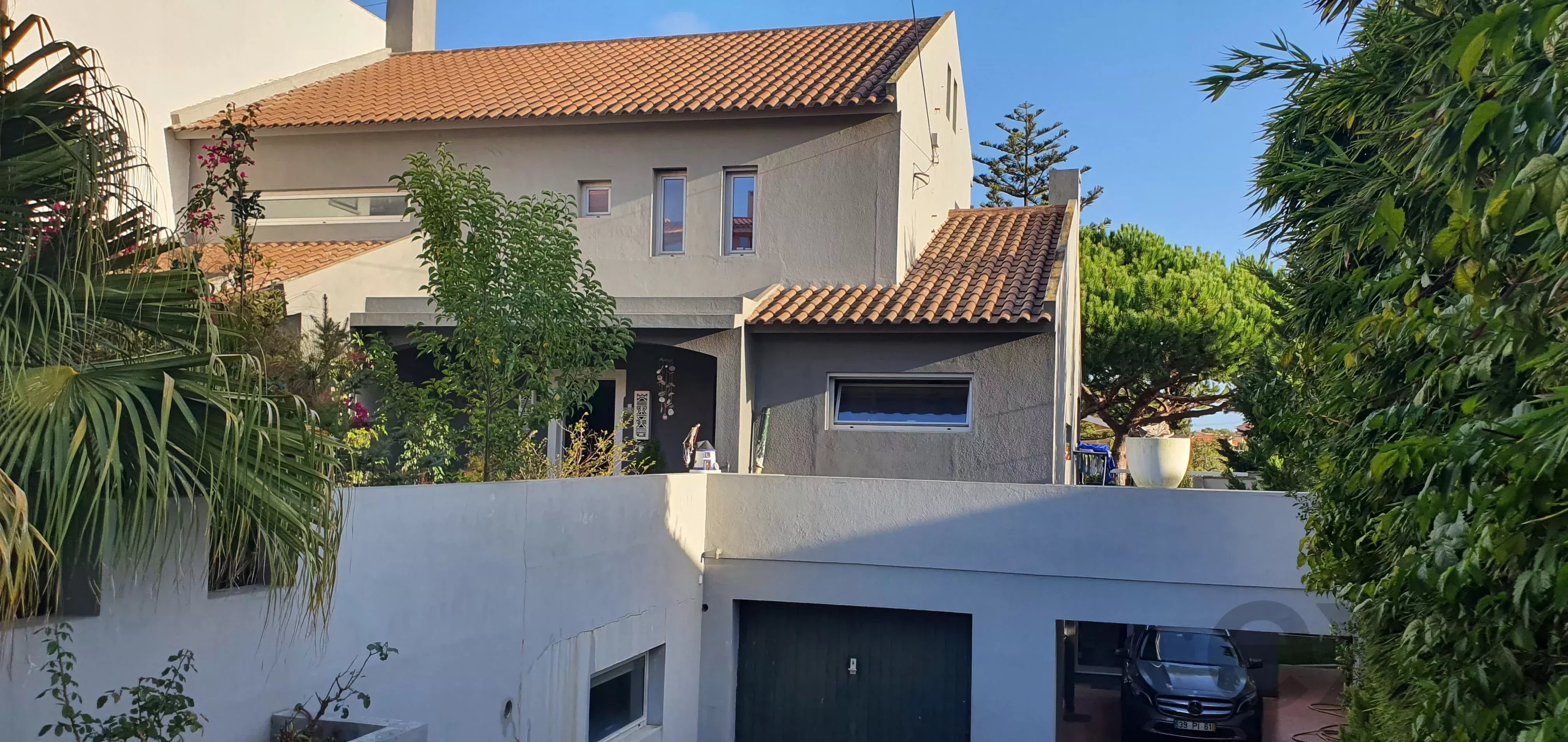 Cascais, Quinta da Bicuda - T4+2 House, Elegant with Pool, Garden, and Spacious Terraces 2750-704 image 14