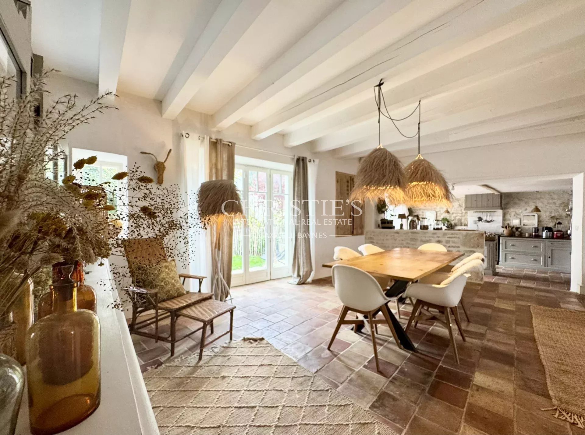 5 Bedroom Villa/Townhouse's Image 7