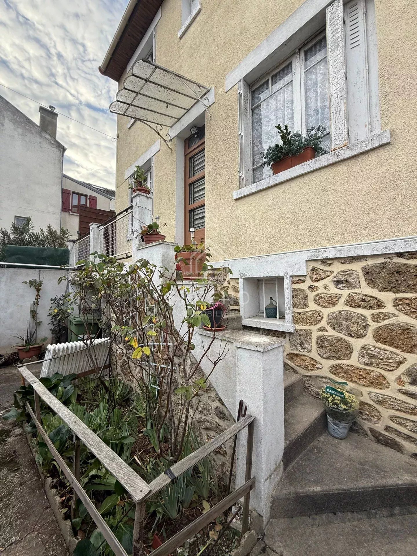 Agence immobilière de 