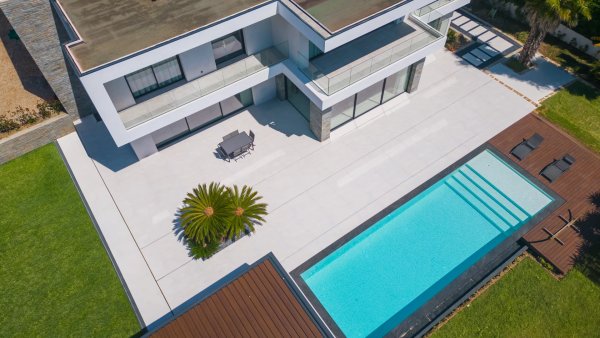 Modern Luxury Villa Antibes | 5-Bedroom Contemporary Family Estate — photo 2