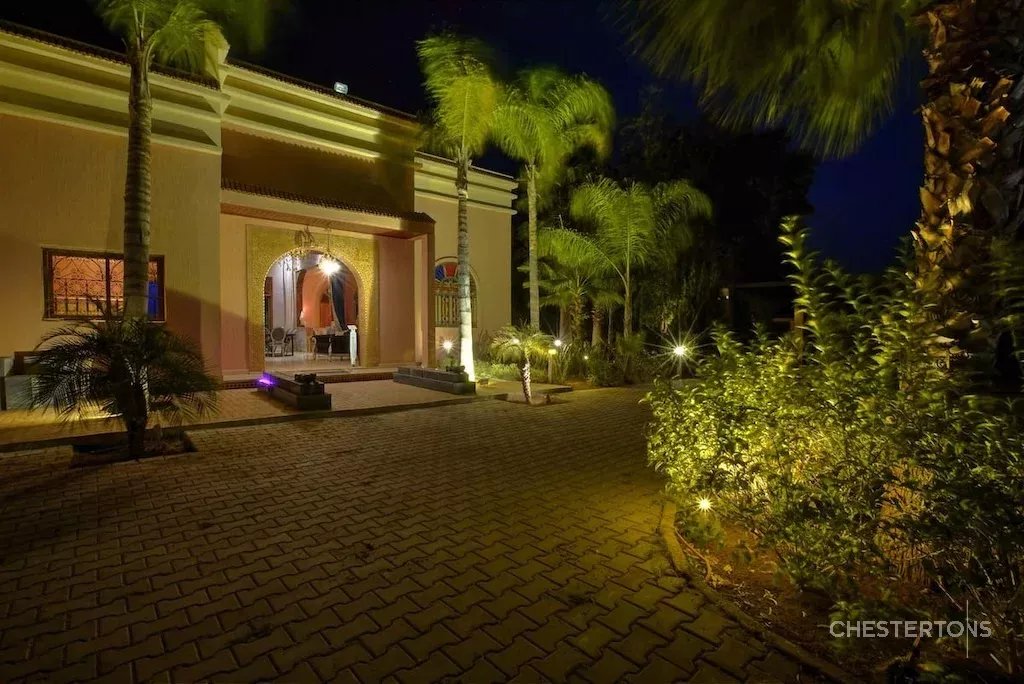 Image of Villa - 6 Bedrooms for Sale in Marrakech-Ménara-Marrakech-Morocco, Image 5