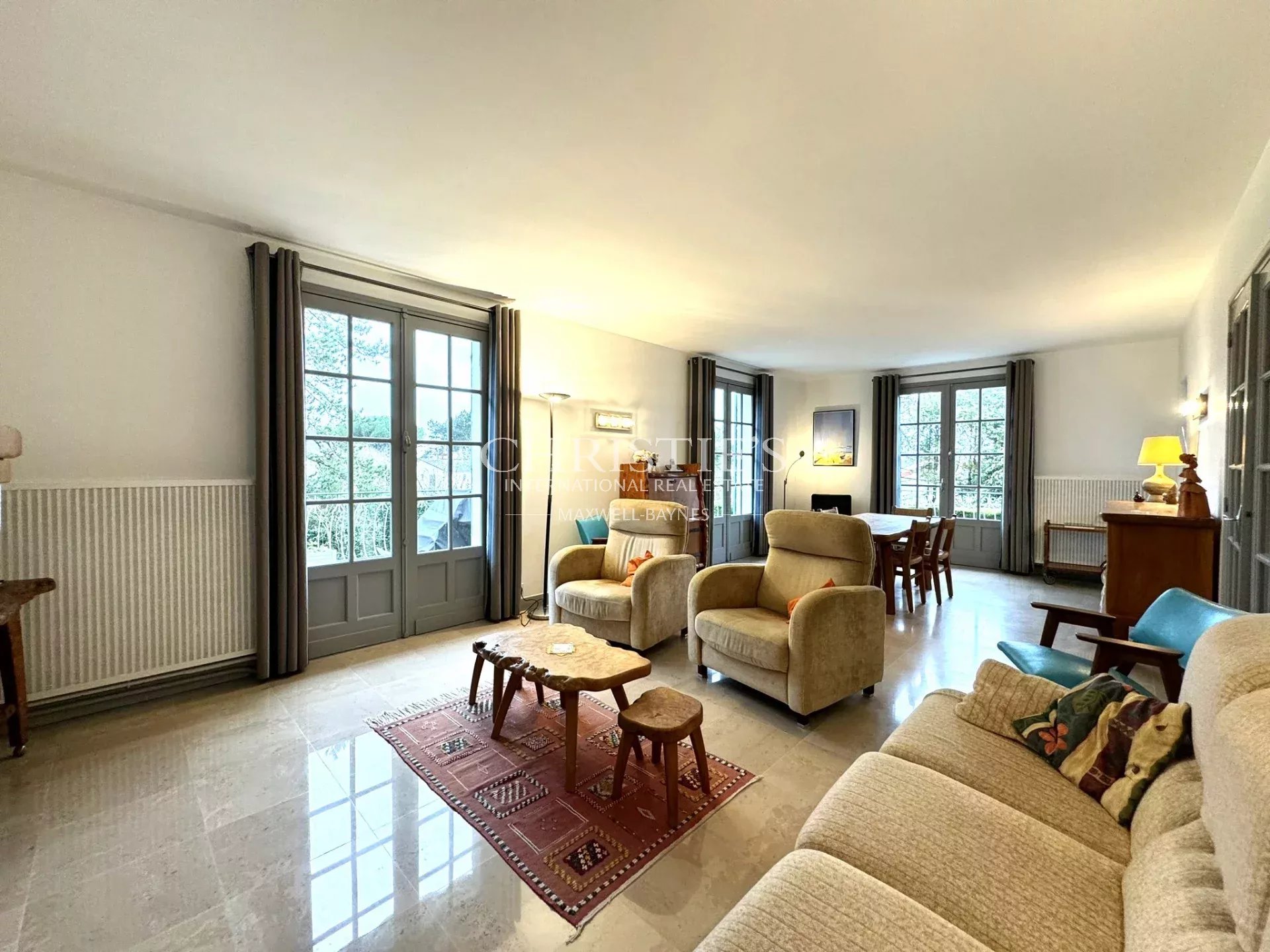 5 Bedroom Villa/Townhouse's Image 13