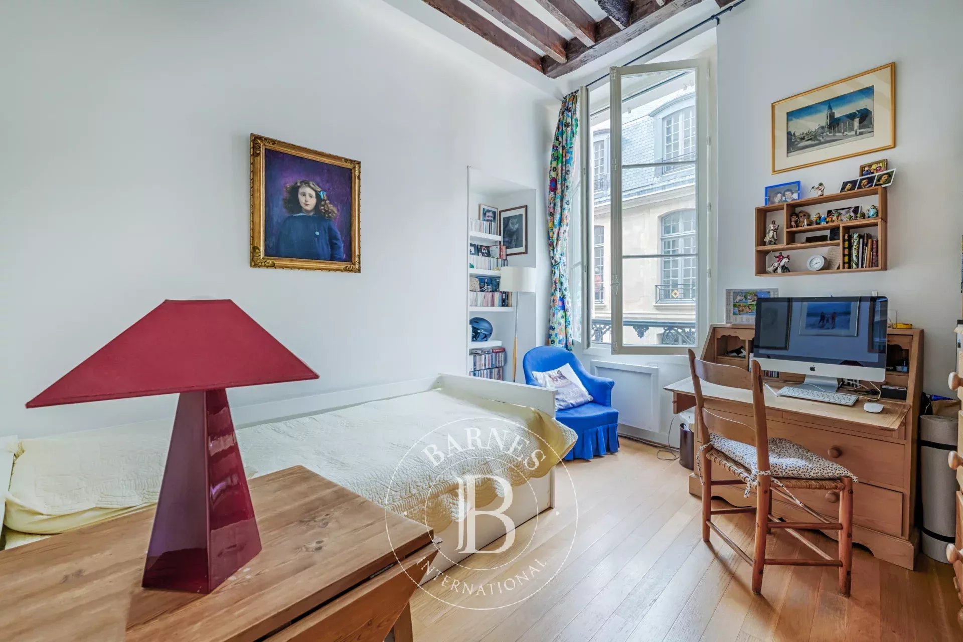 Daire Paris 3ème - picture 17