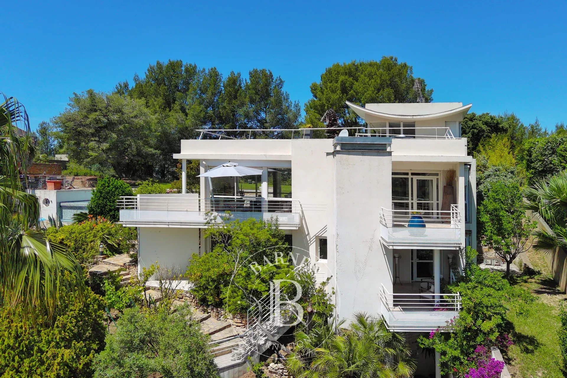 Ev Cassis - picture 23