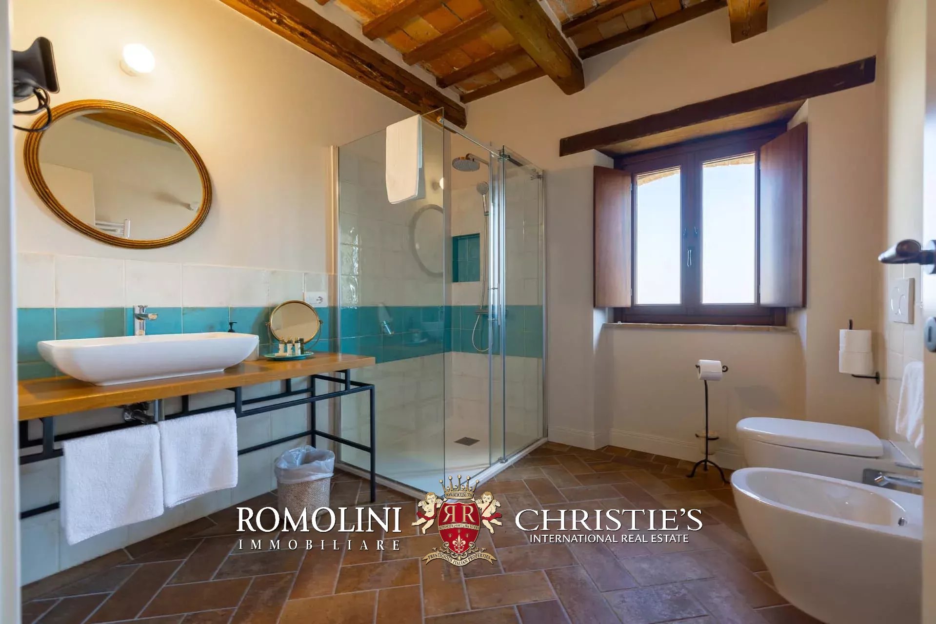 9 Bedroom Villa/Townhouse's Image 69