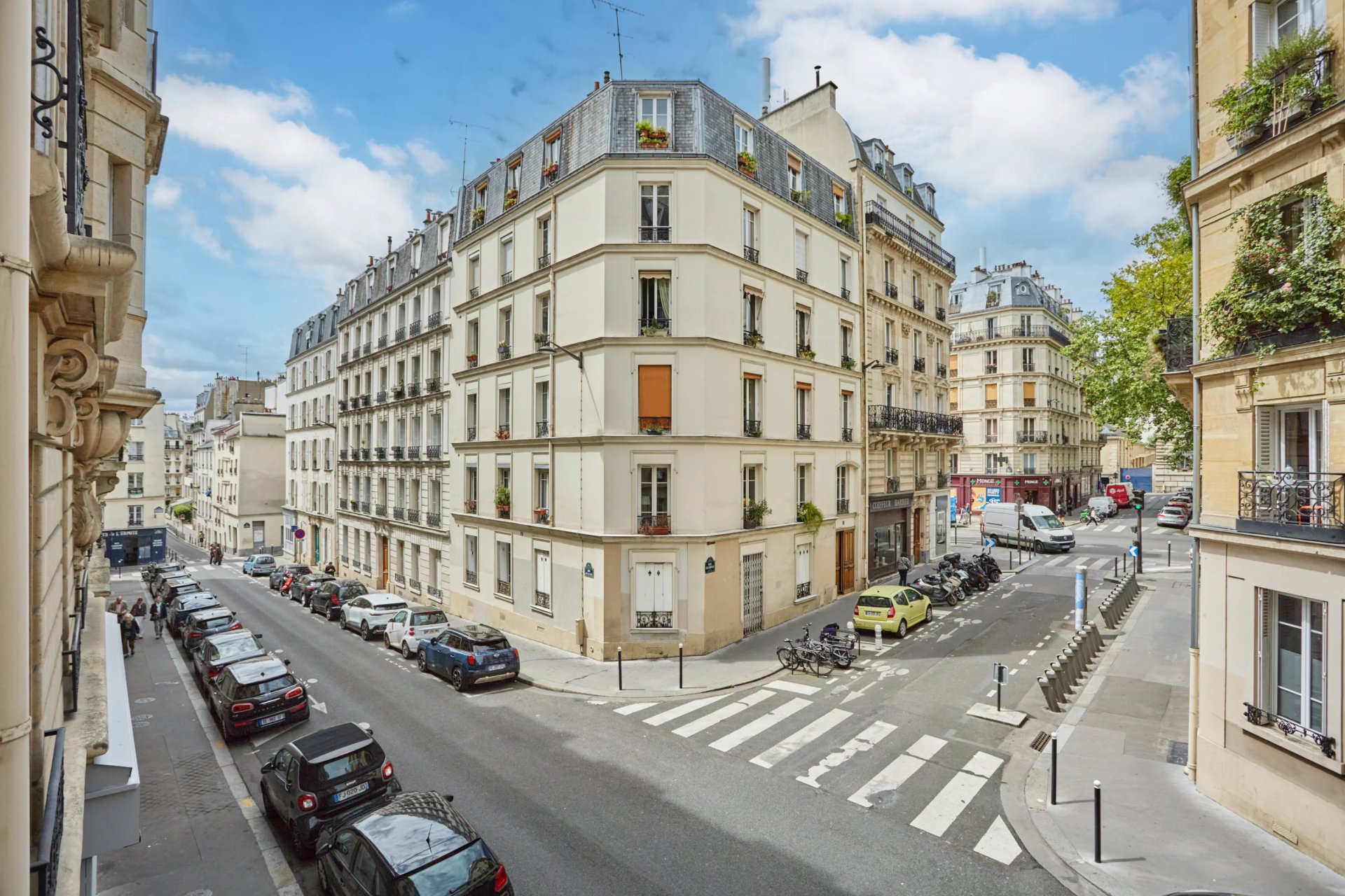 2 Bedroom Apartment/Flat's Image 11