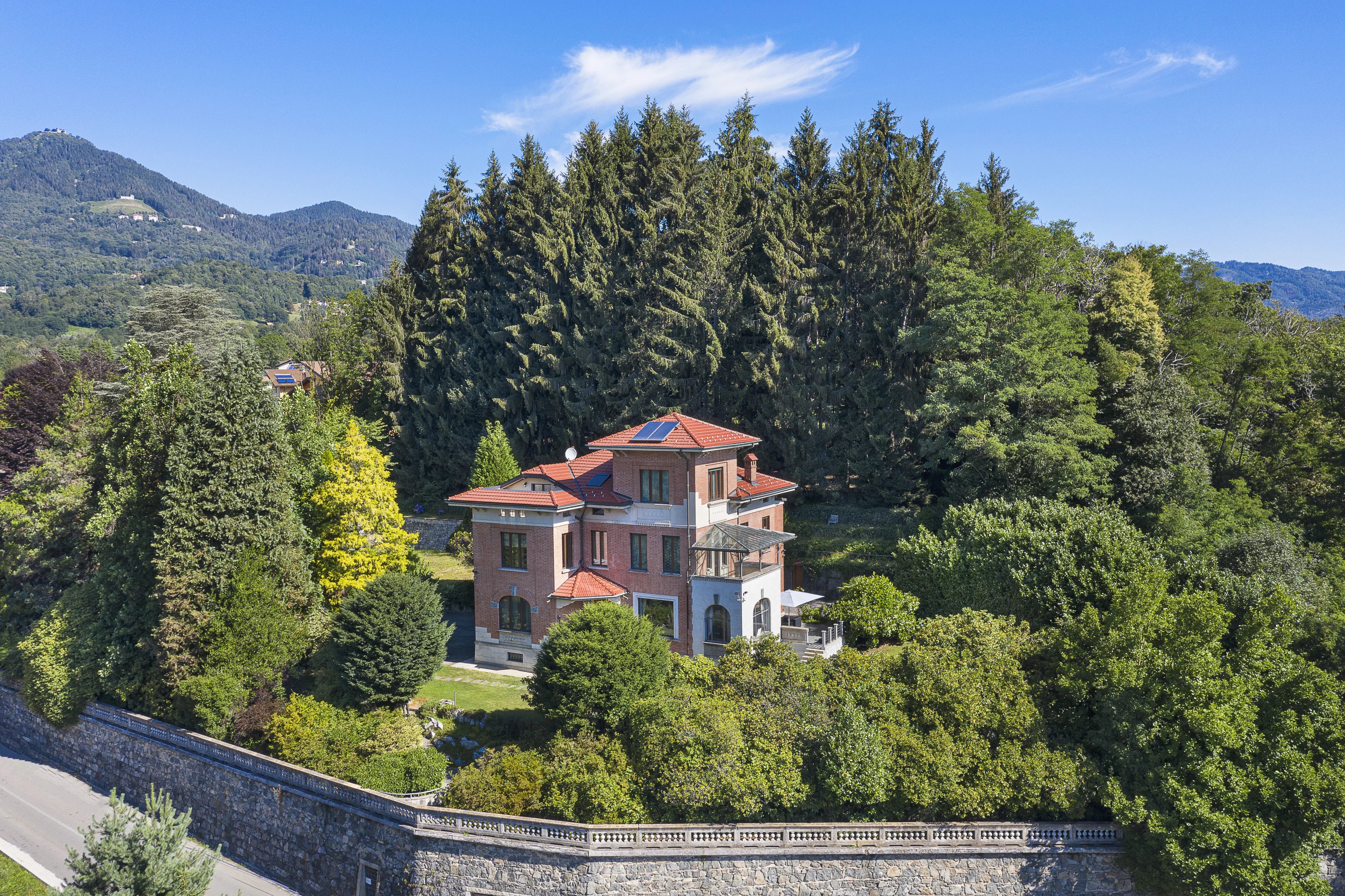 Villa Valdilana - picture 6 title=
