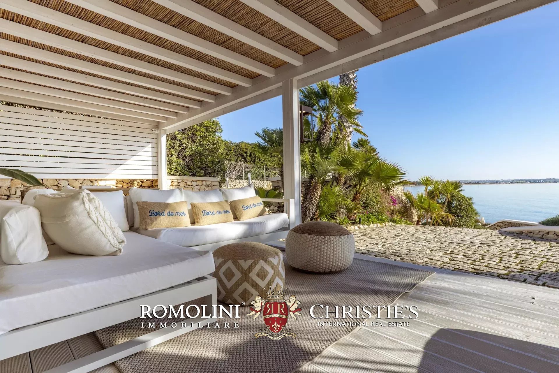 4 Bedroom Villa/Townhouse's Image 6