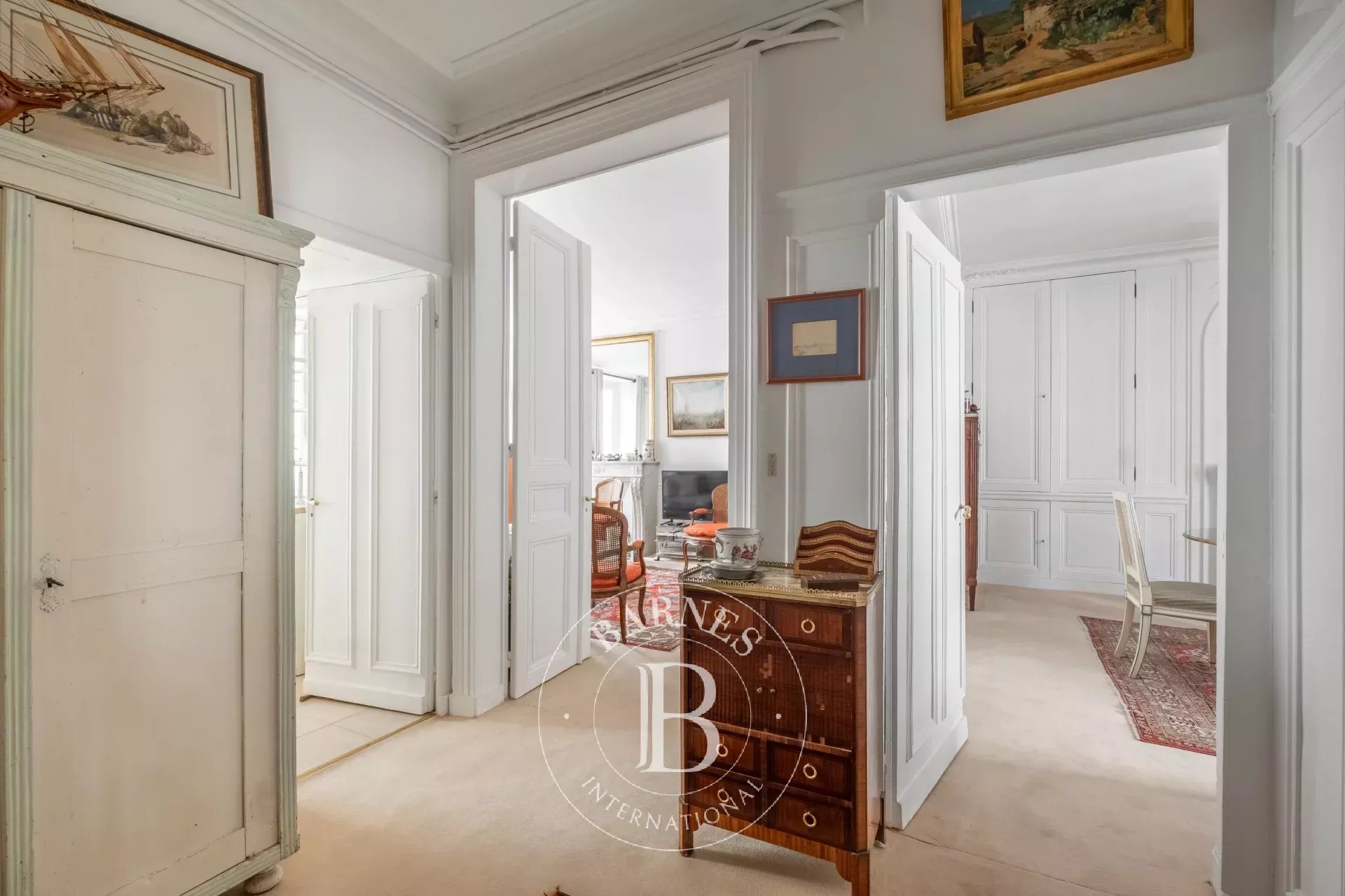 Daire Paris 7ème - picture 10