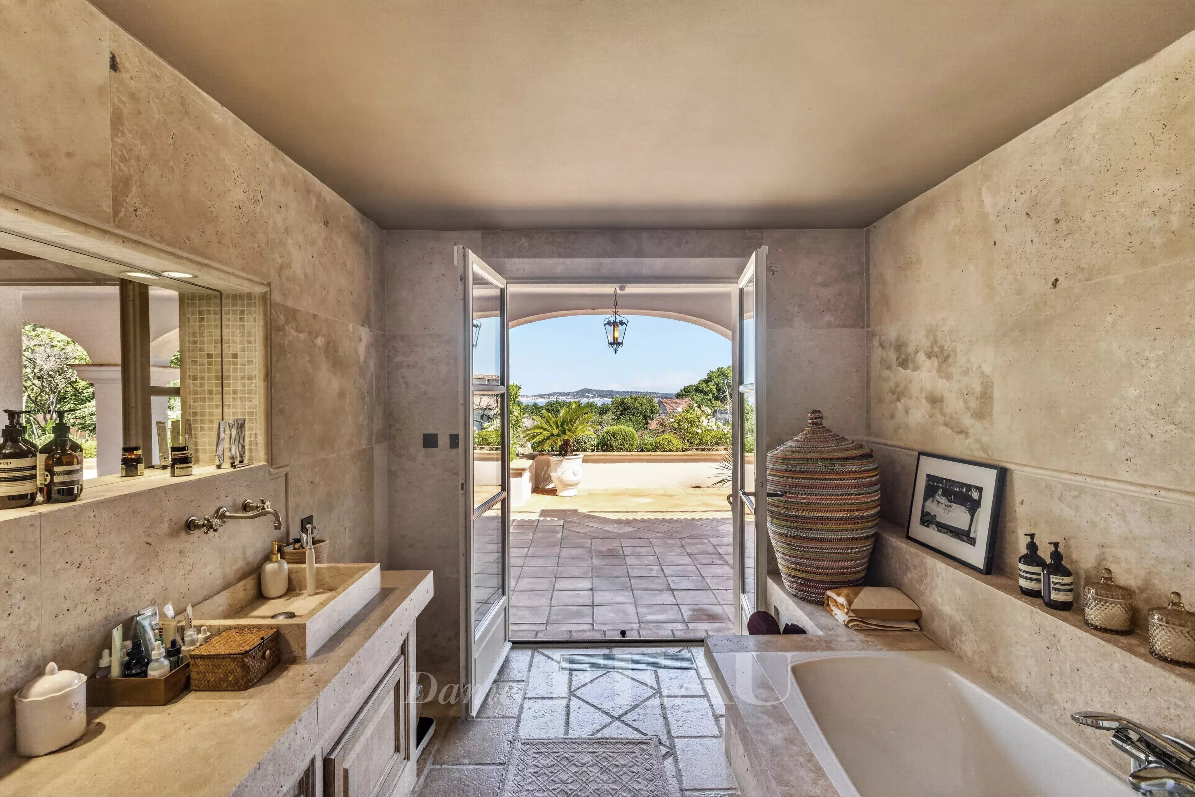 Sale House Grimaud