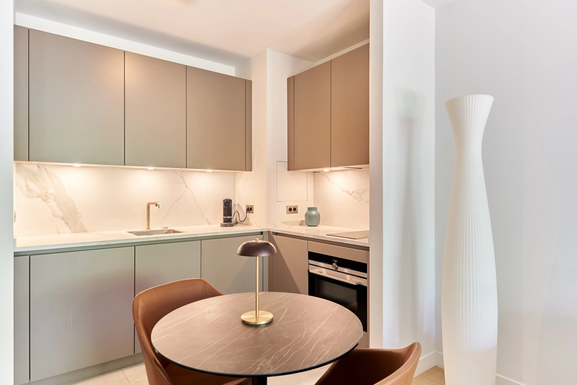 1 Bedroom Apartment/Flat's Image 5