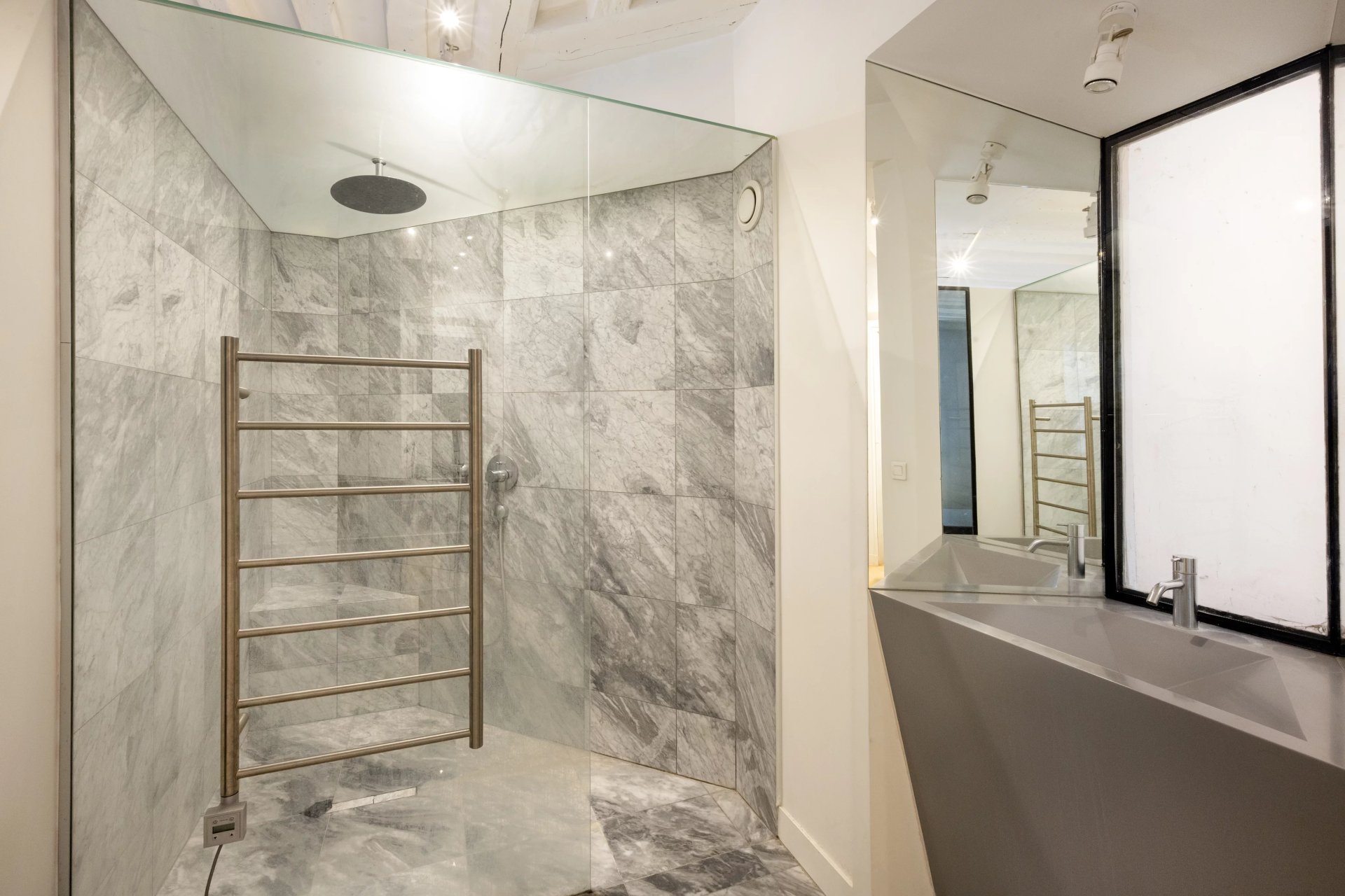 1 Bedroom Apartment/Flat's Image 6