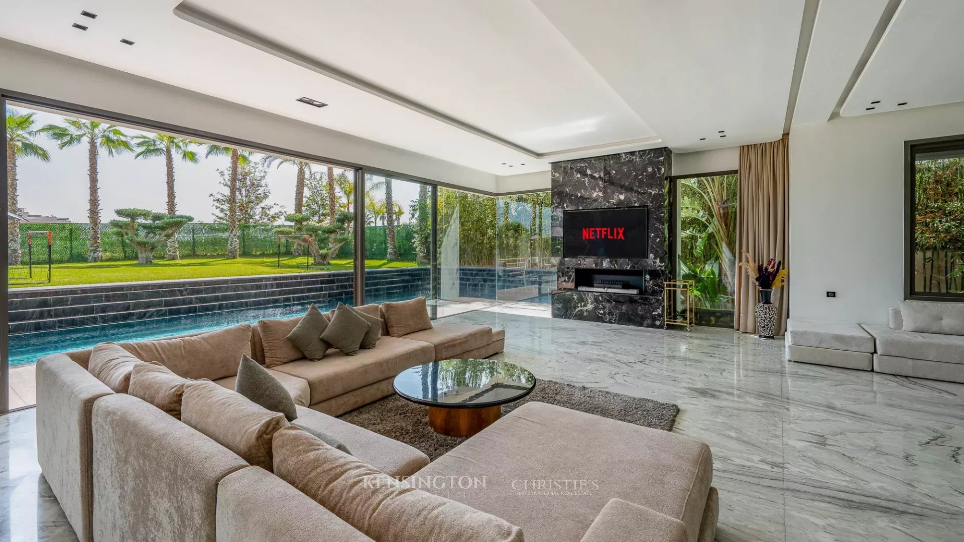 5 Bedroom Villa/Townhouse's Image 16