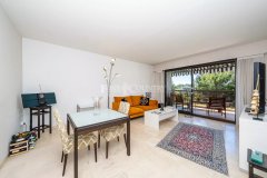 Apartment for sale in Cannes with pool and tennis — photo 2 of 7