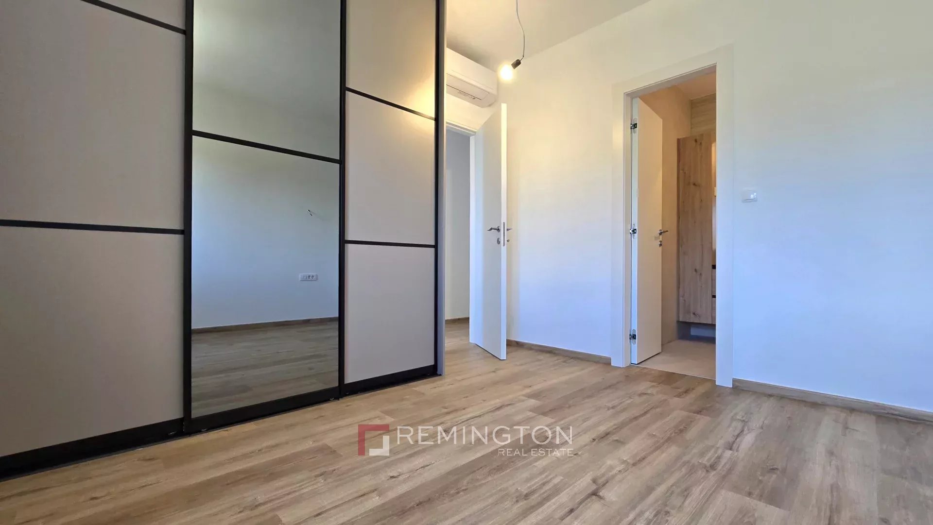 Villa/Townhouse's Image 5