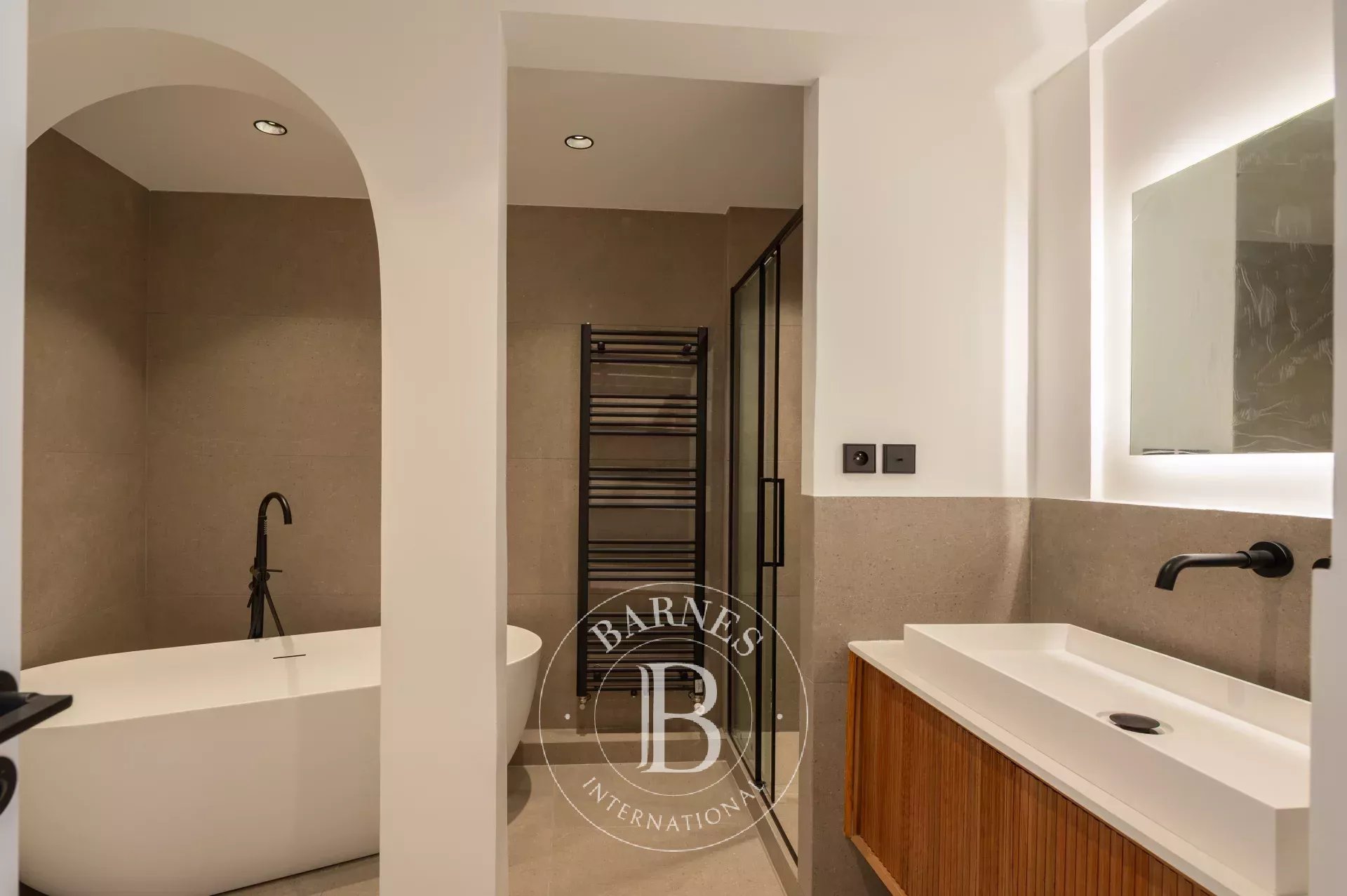 Daire Paris 9ème - picture 13