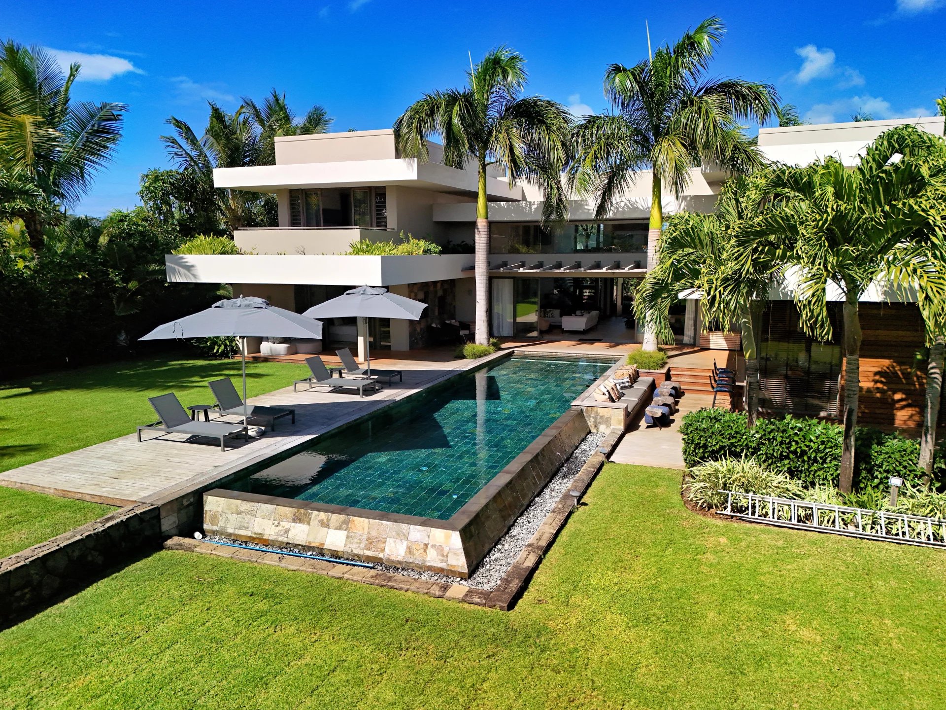 Exceptional Villa on a Golf Estate