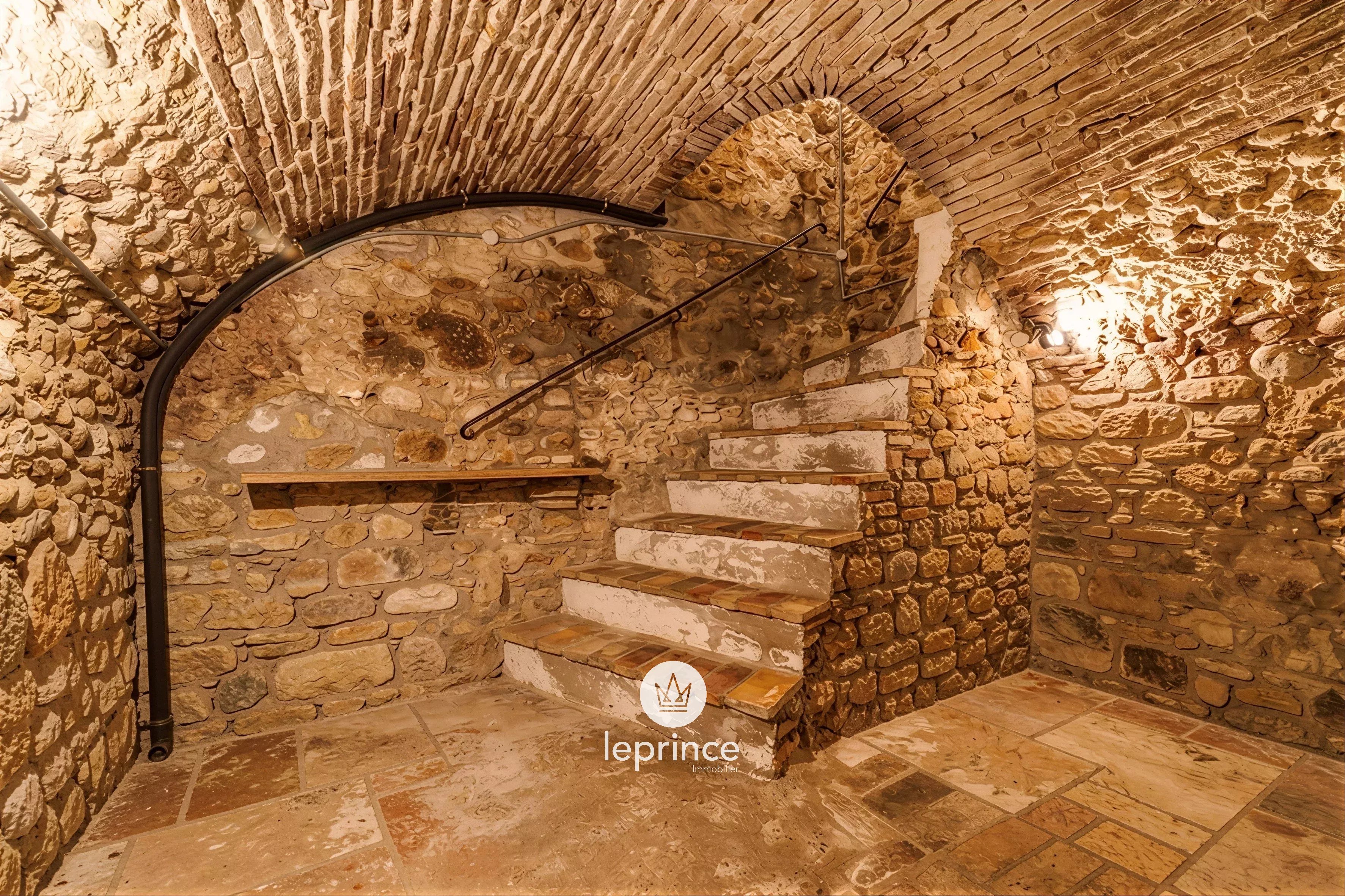 Haut de Cagnes - Historic House - Sea View - Provençal Charm
