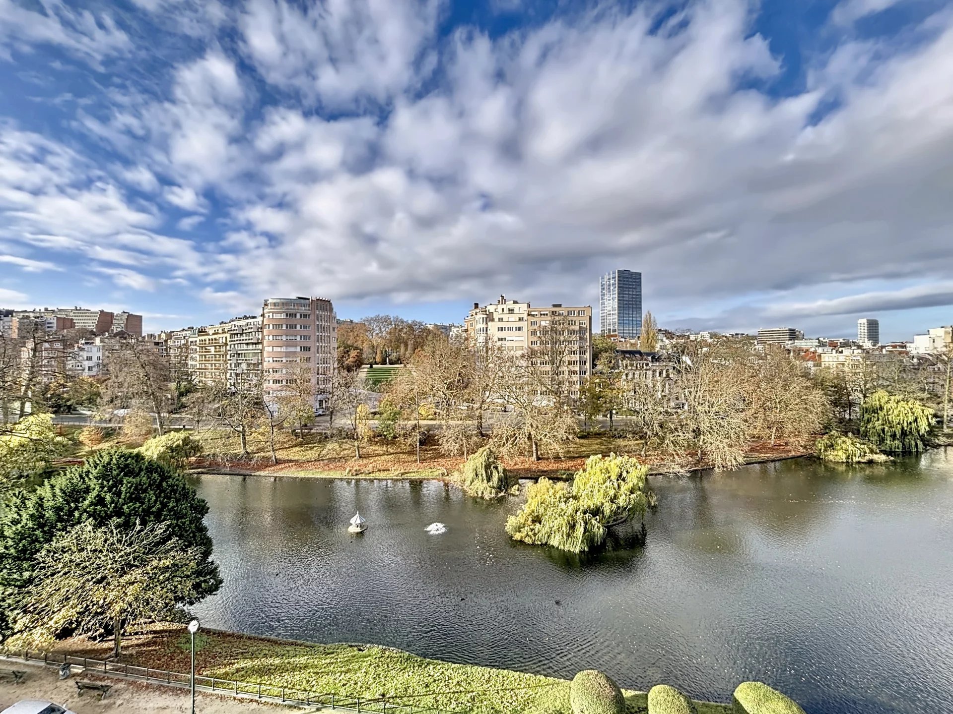 Étangs d’Ixelles – Élégant appartement, vue exceptionnelle
