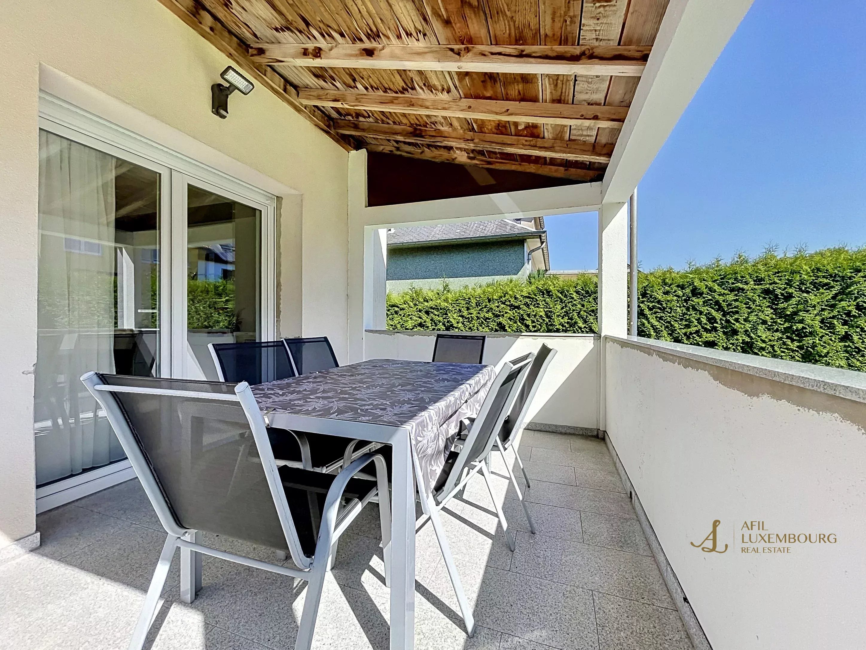 Sale Village house Schouweiler