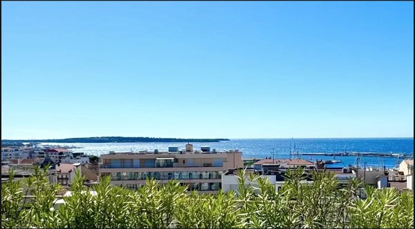 4-Room Apartment for Sale Cannes Petit Juas — photo 6