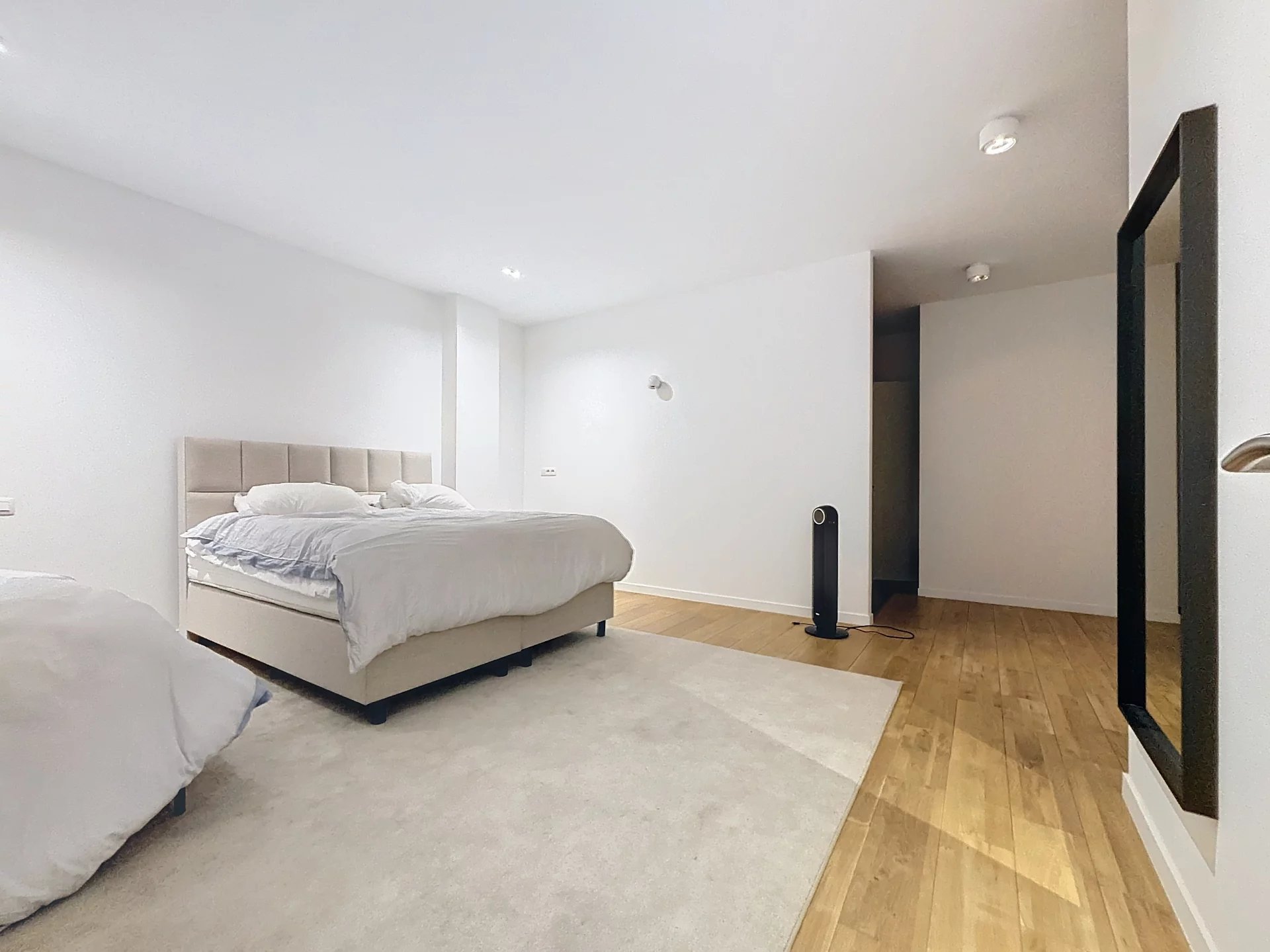 Place du Châtelain - Arrière maison avec jardin - 3 suites