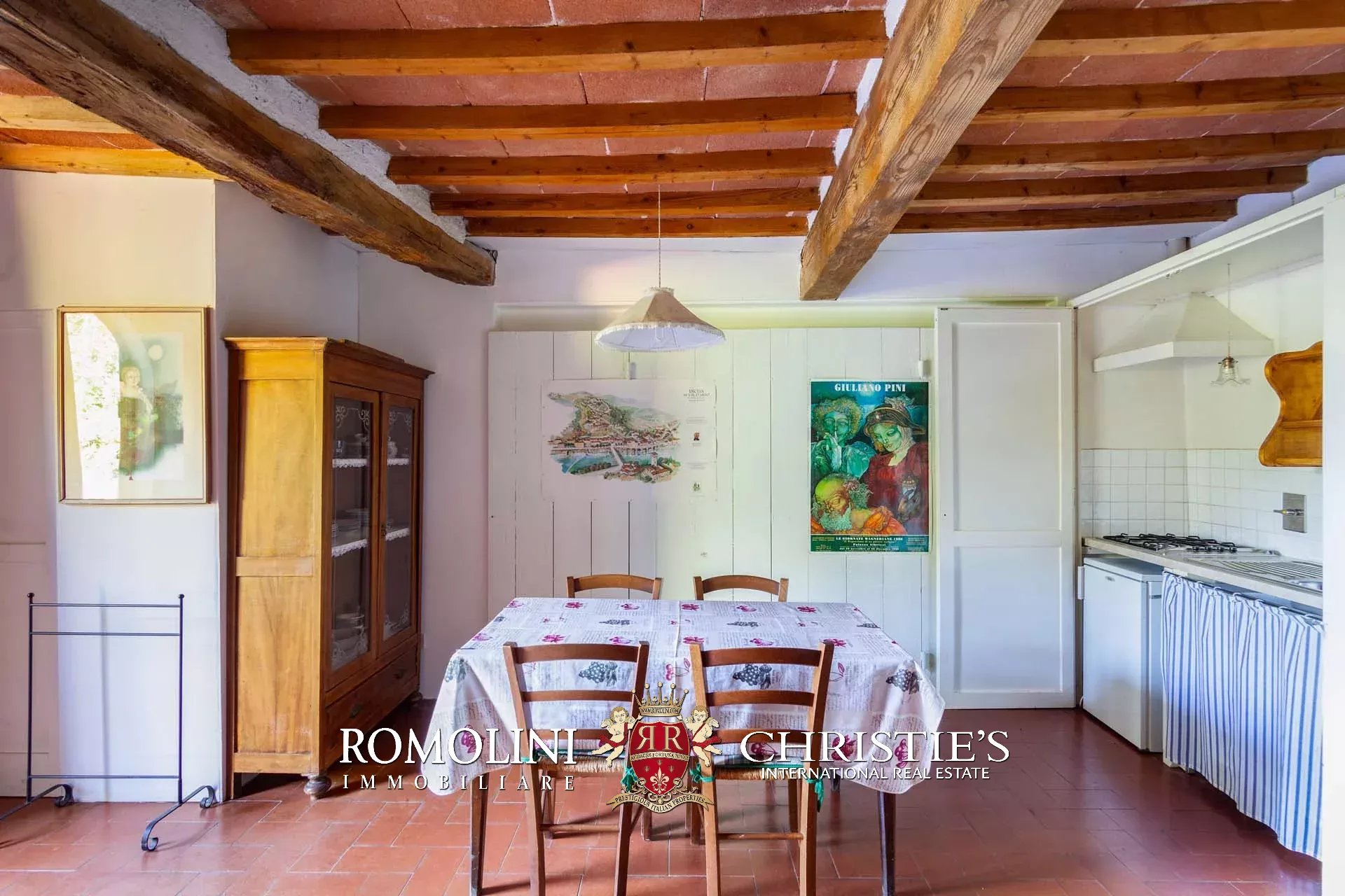 11 Bedroom Villa/Townhouse's Image 60