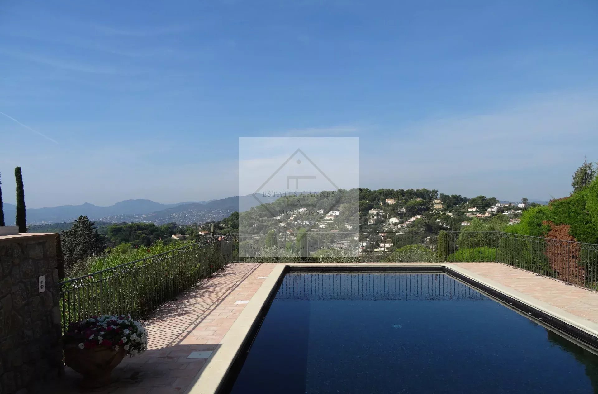 Villa  Provençale Rénovée au centre Mougins — photo 3