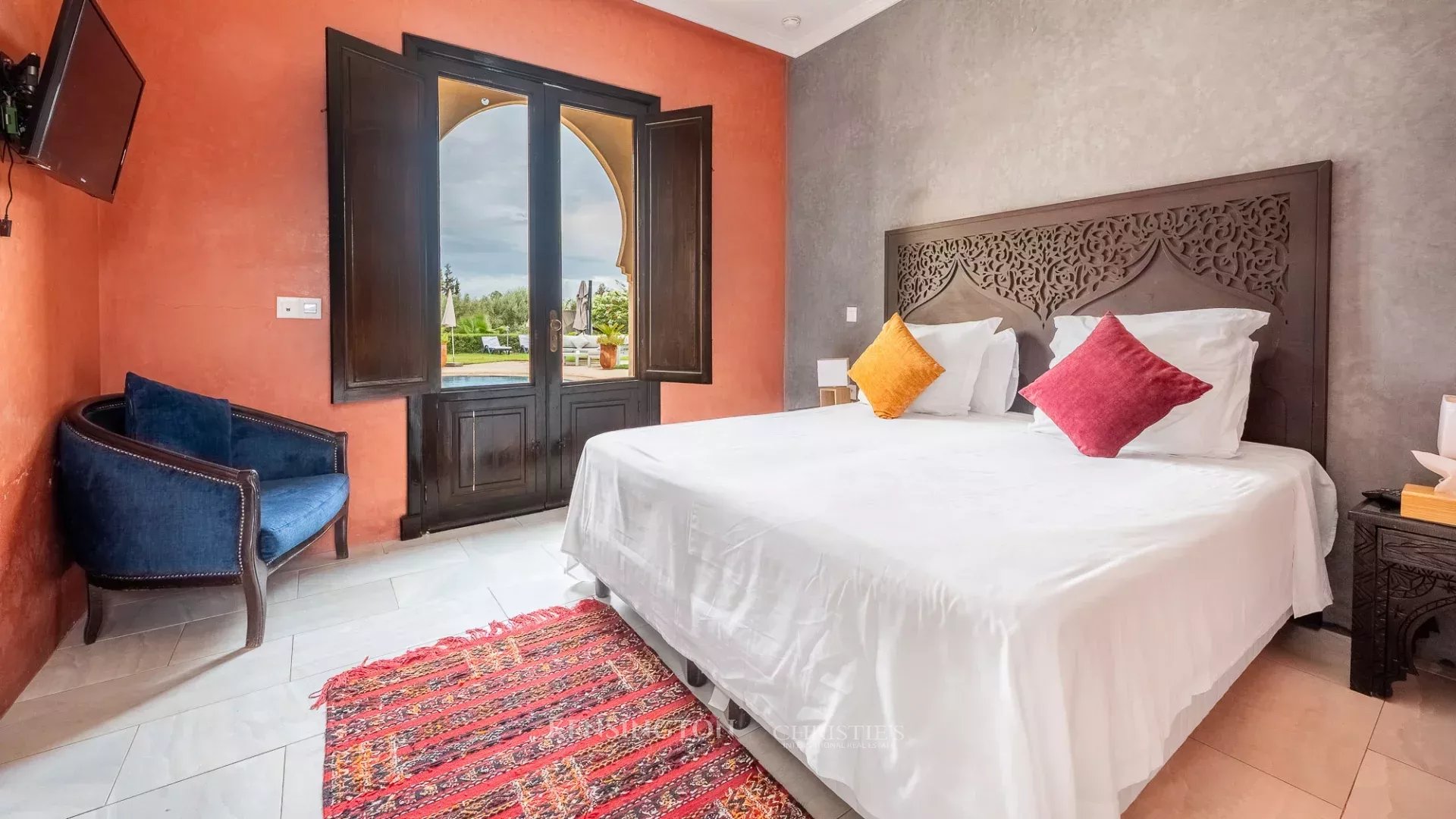 6 Bedroom Villa/Townhouse's Image 8