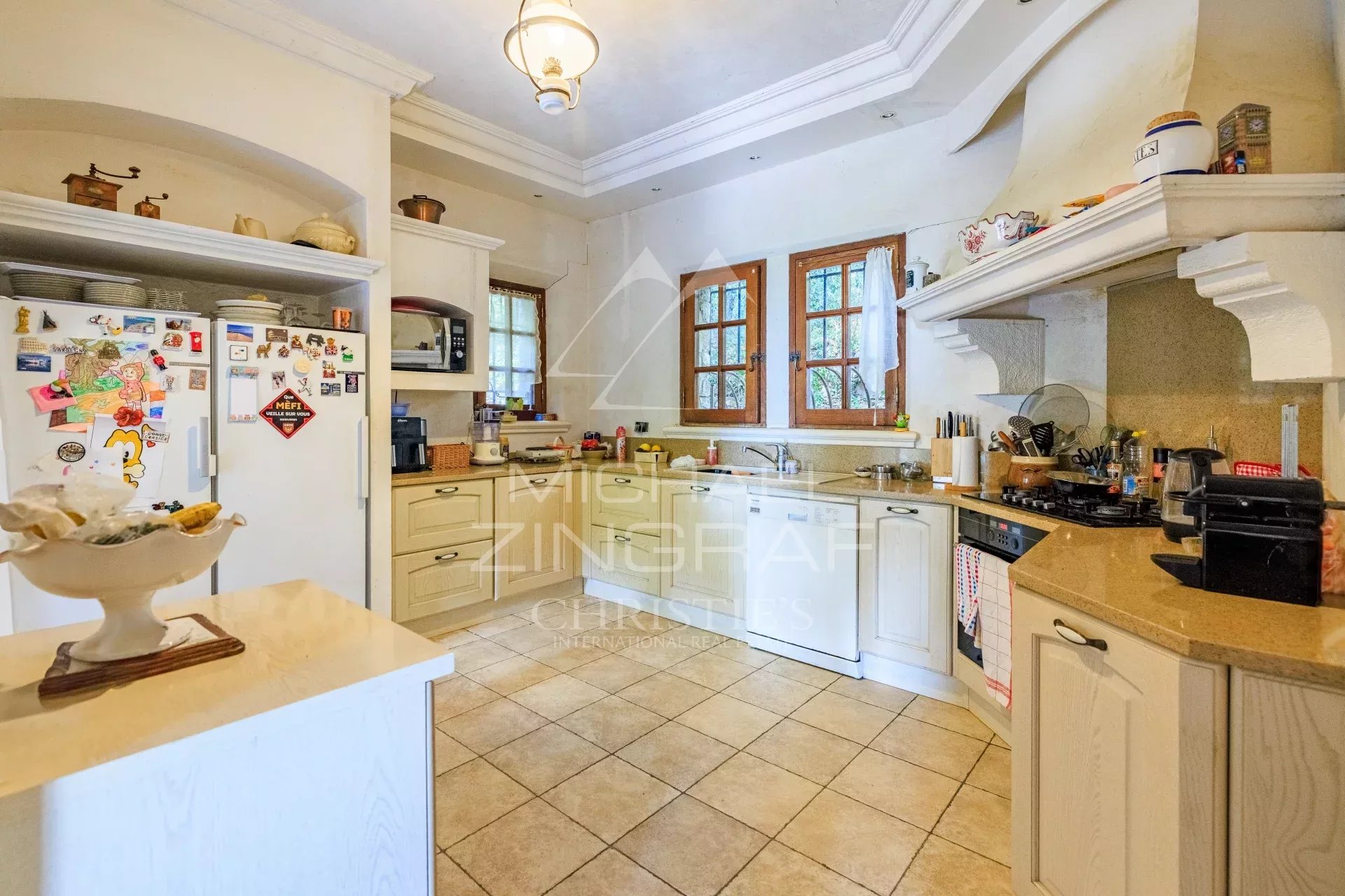 4 Bedroom Villa/Townhouse's Image 6