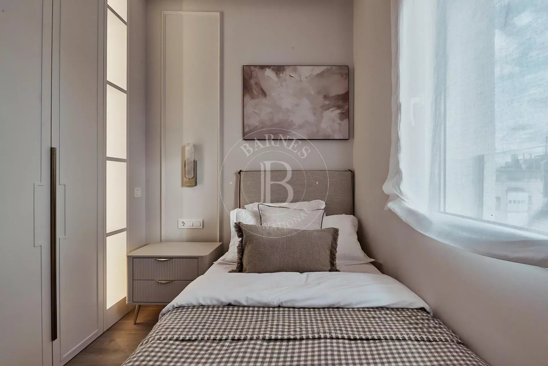 Daire Madrid - picture 13