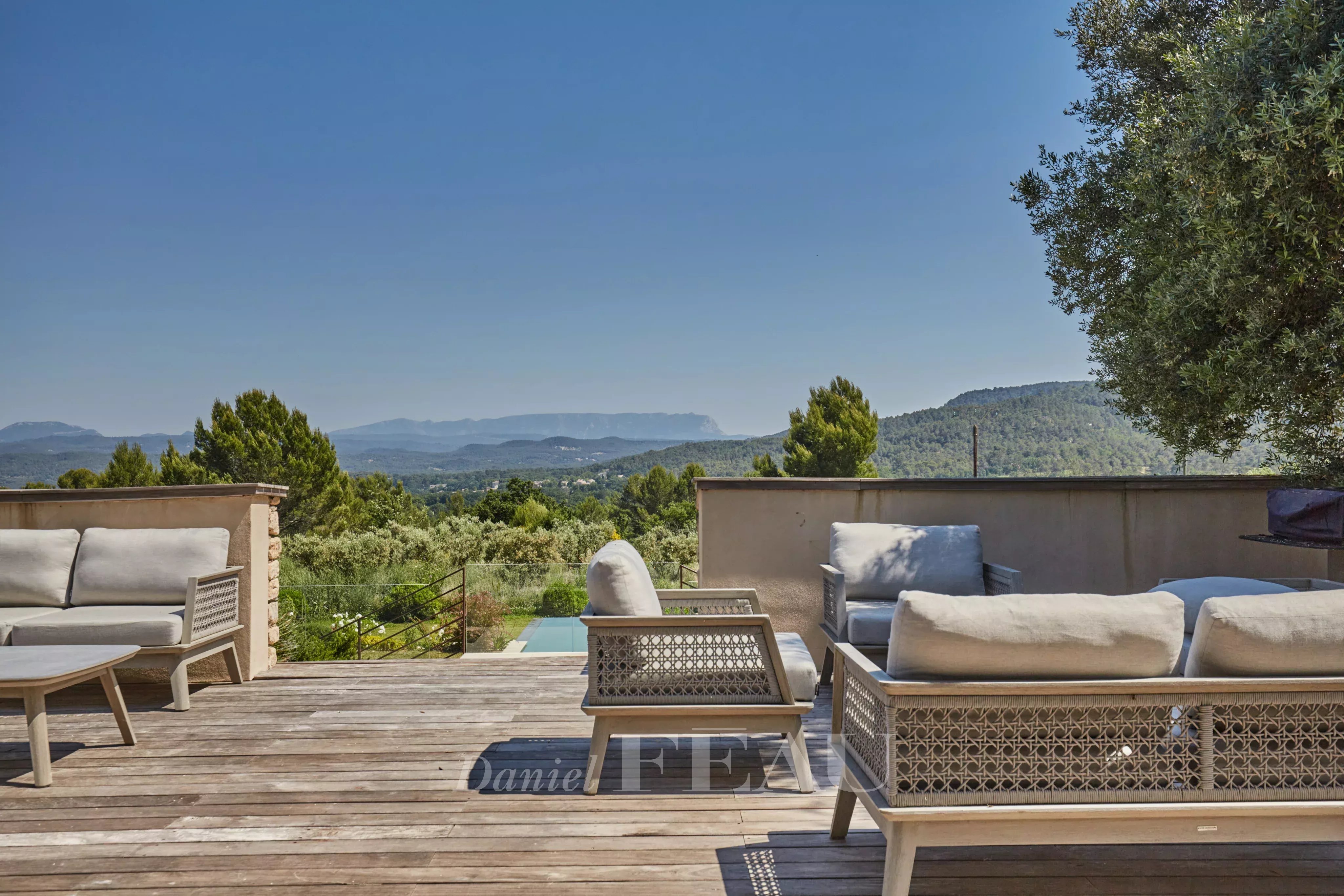 Sale House Aix-en-Provence