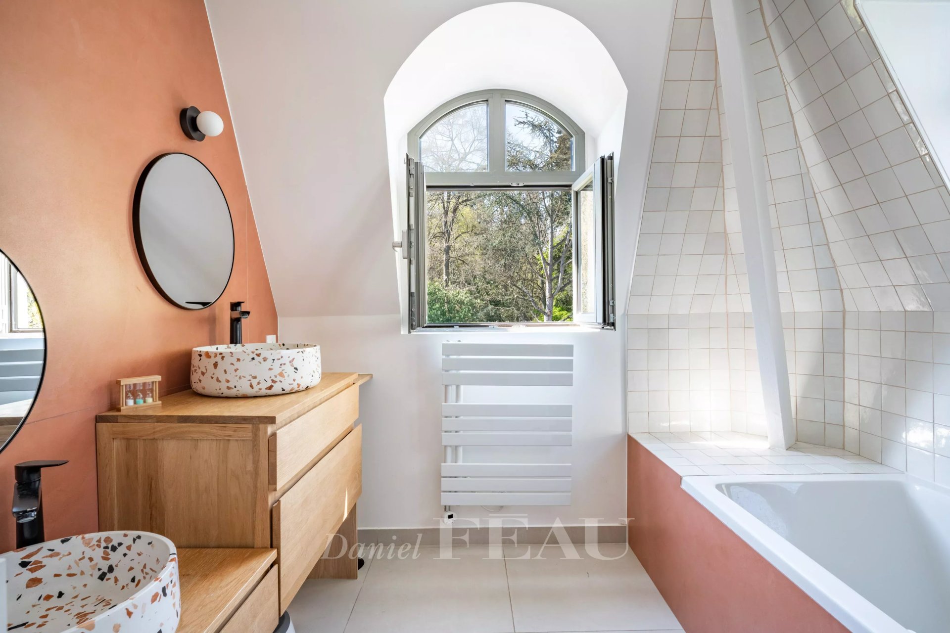 5 Bedroom Villa/Townhouse's Image 12