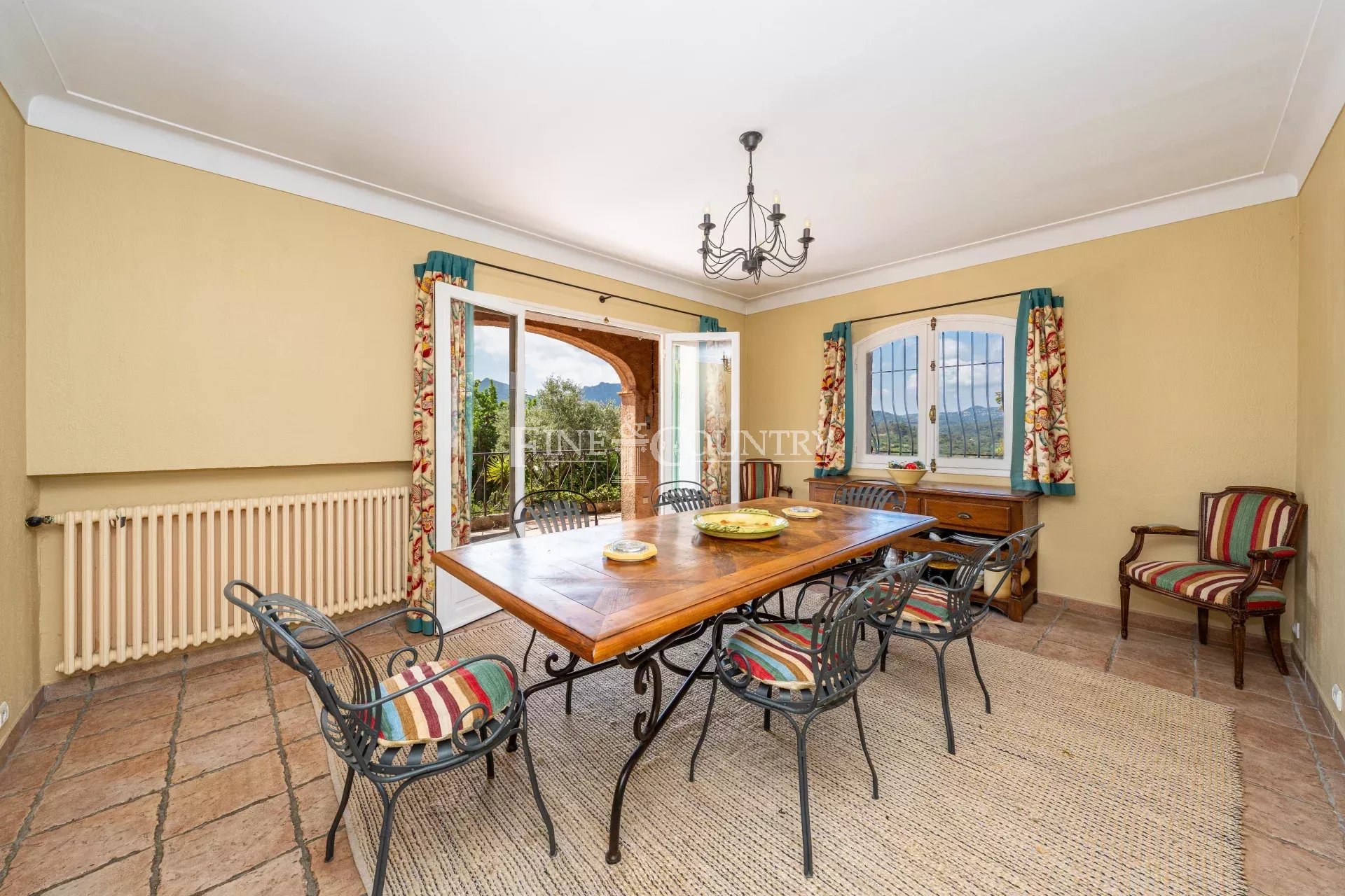 Photo of Villa for sale - Mandelieu-la-Napoule