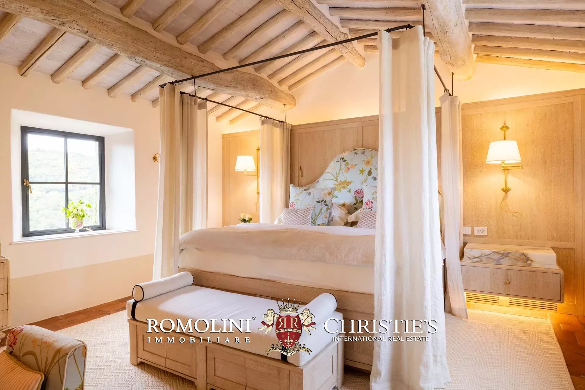 4 Bedroom Villa/Townhouse's Image 30