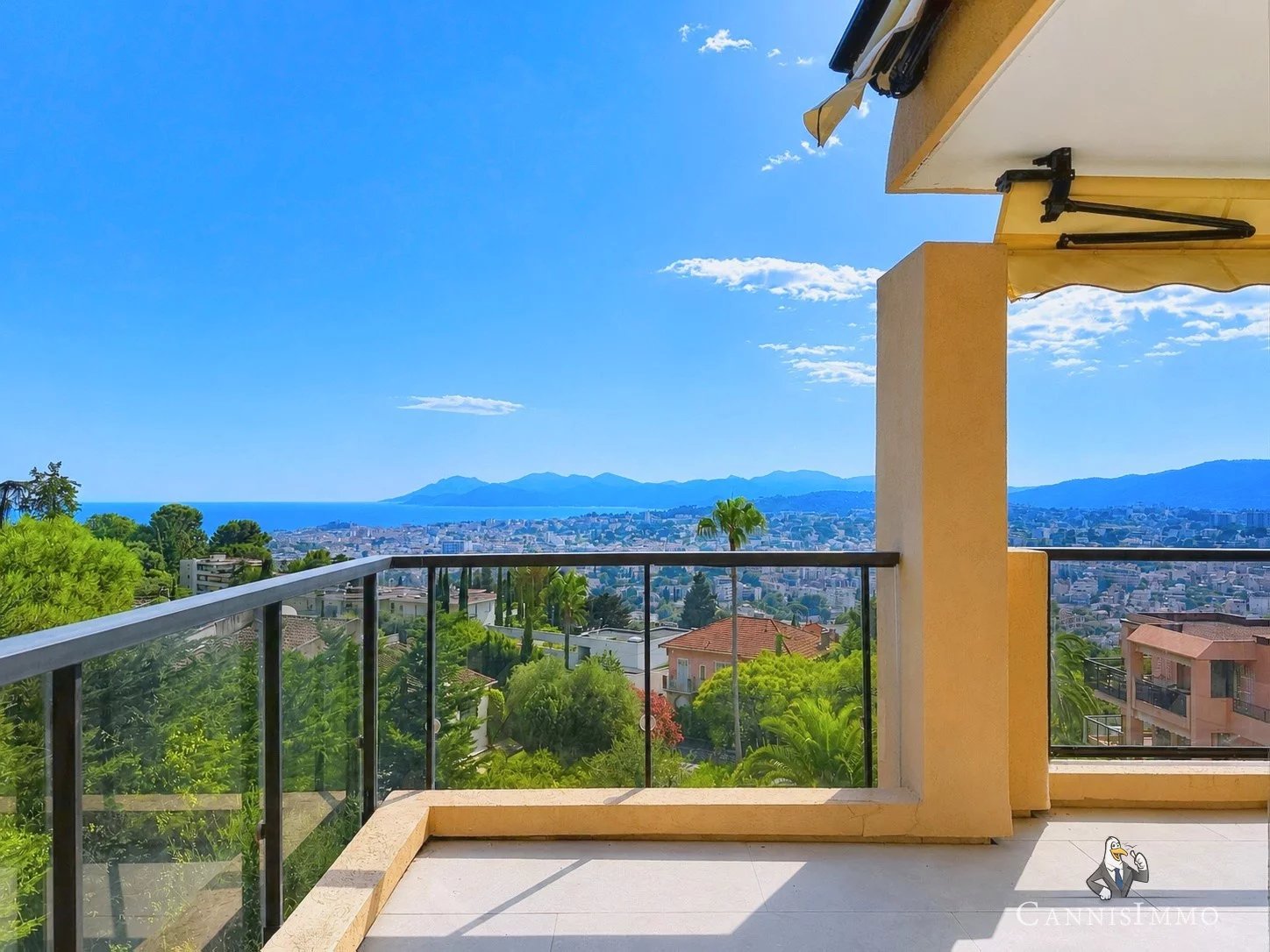 APPARTEMENT VUE MER LE CANNET VICTORIA – 4 PIÈCES 107 M² – TERRASSE – PISCINE – GARAGE – CAVE