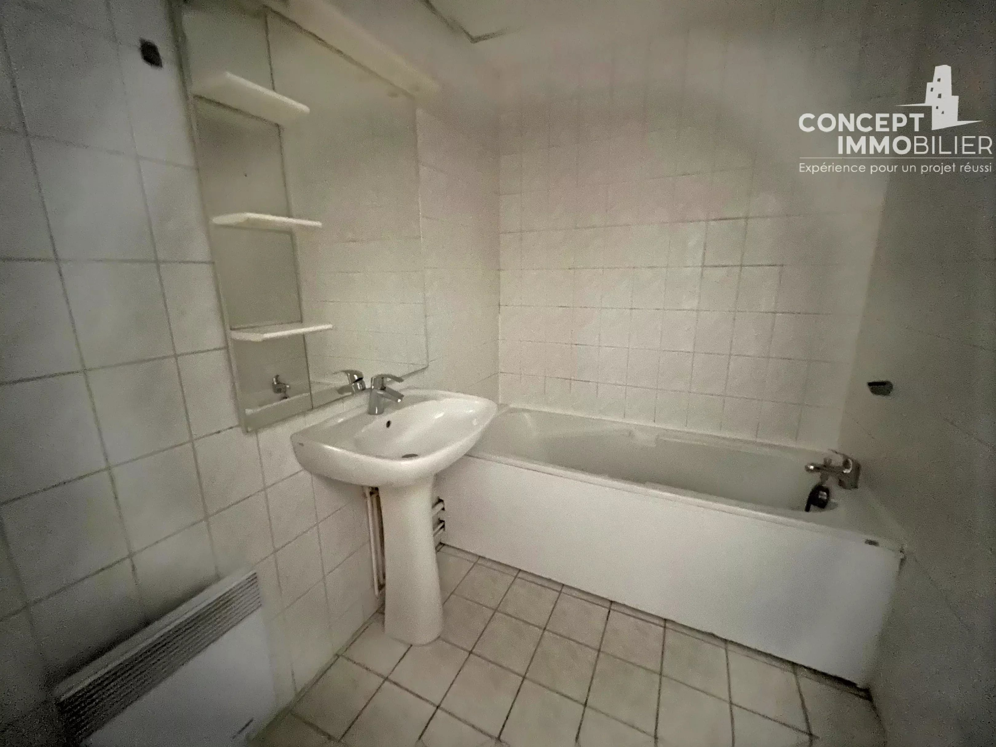 Appartement F1 bis - 42m2 - centre ville HAYANGE