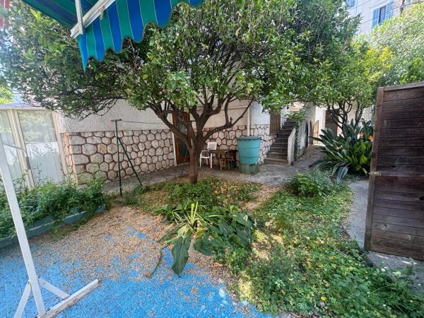Luxury Family Villa for Renovation in Nice | Quartier Grosso Estate — photo 2