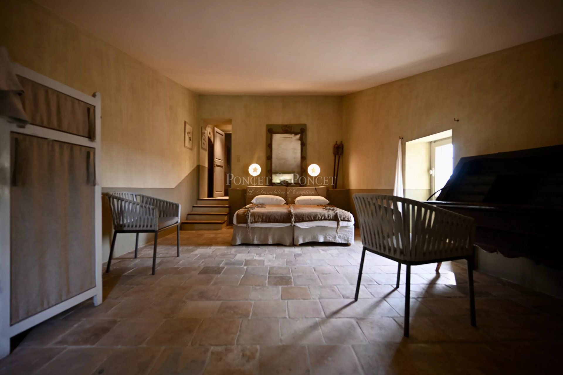 5 Bedroom Villa/Townhouse's Image 20
