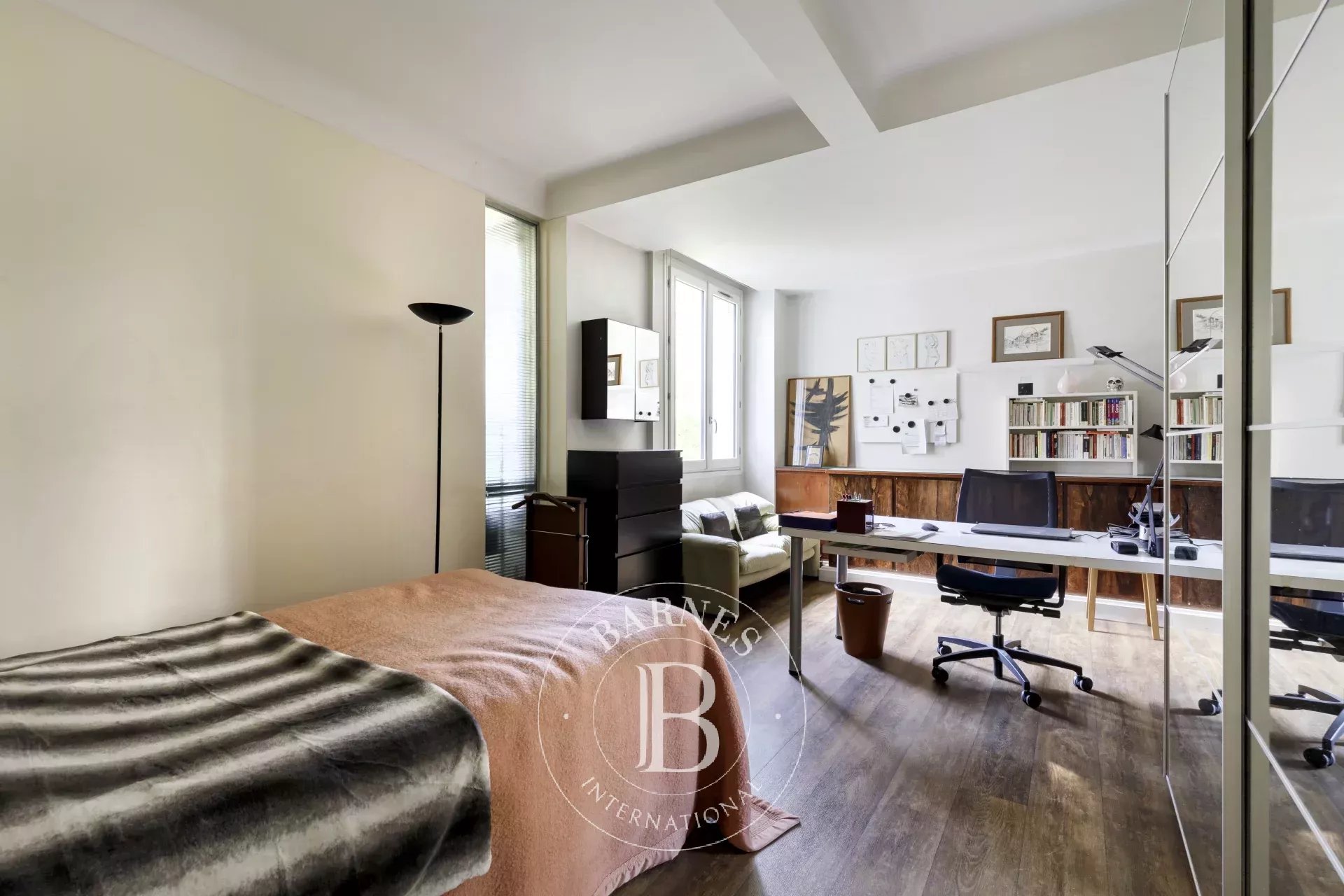 Daire Neuilly-sur-Seine - picture 14 title=