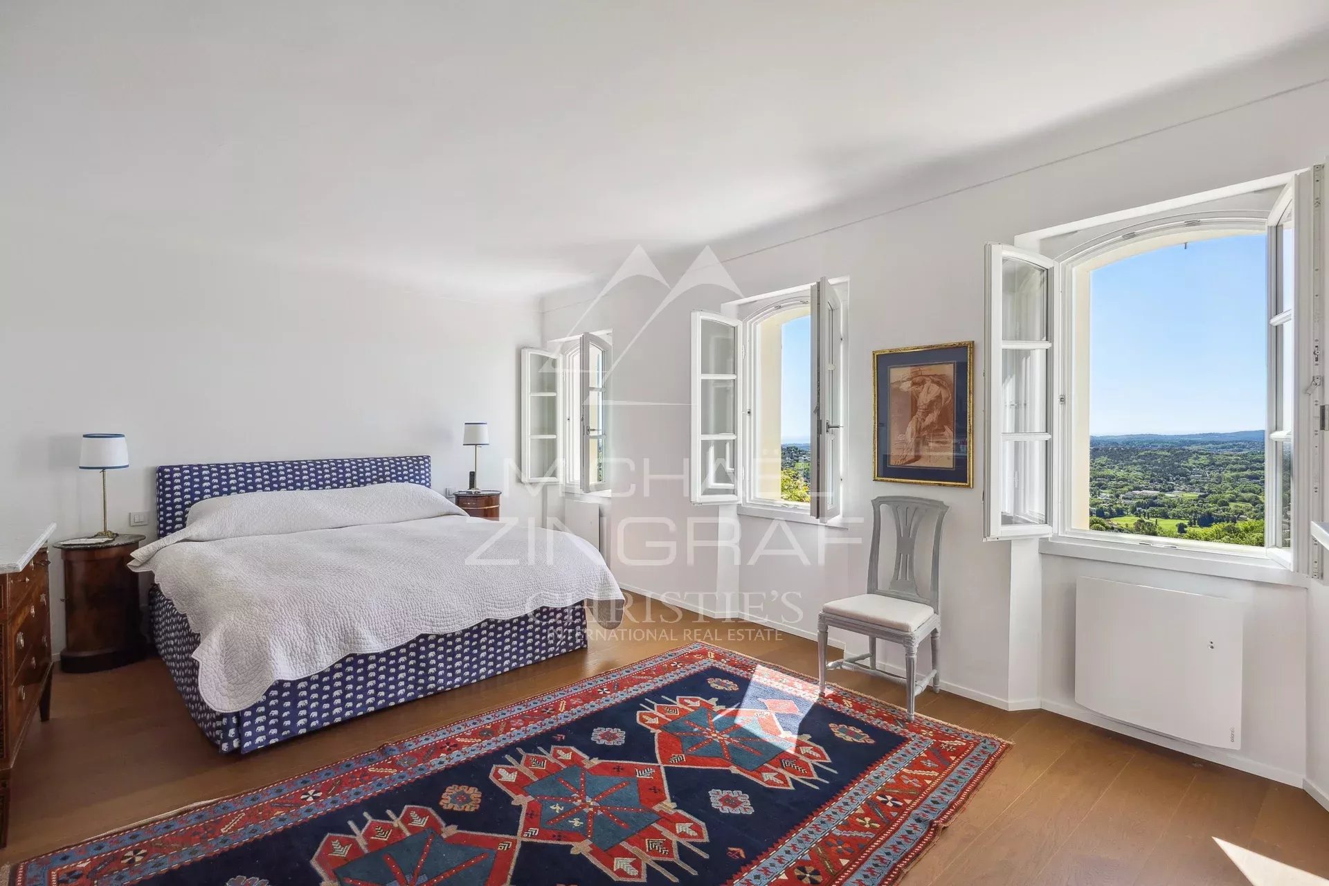 6 Bedroom Villa/Townhouse's Image 4