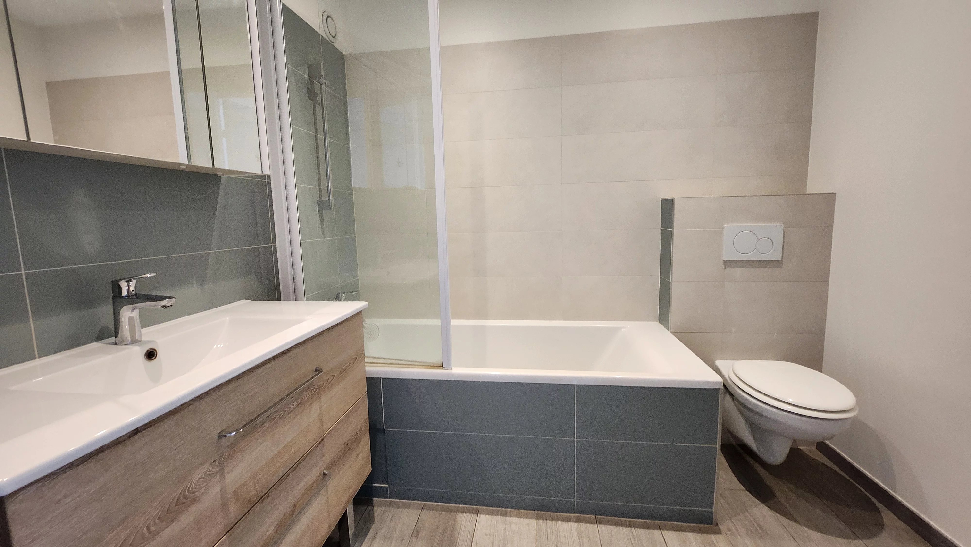 Appartement spacieux de 105m² à Villeurbanne, 3 chambres — photo 6