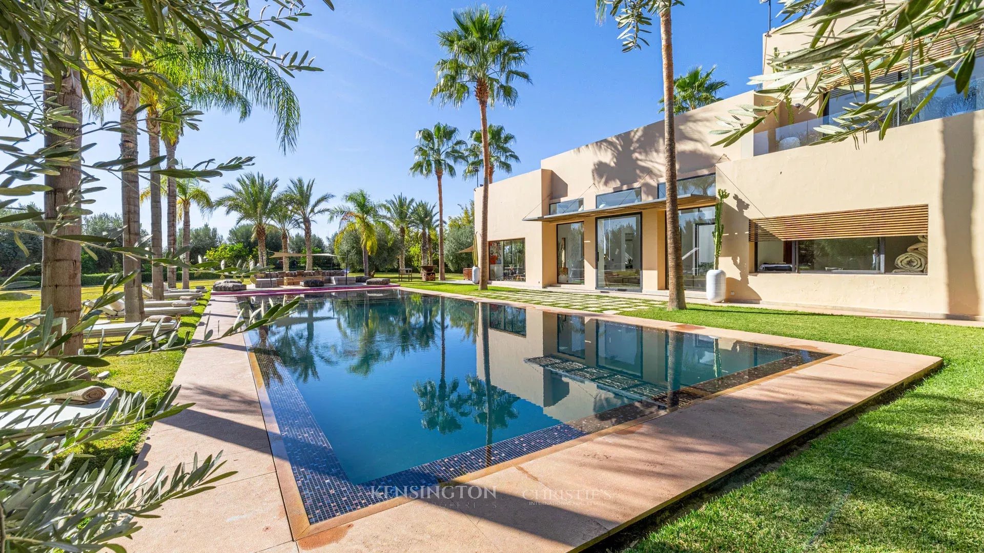 5 Bedroom Villa/Townhouse's Image 46