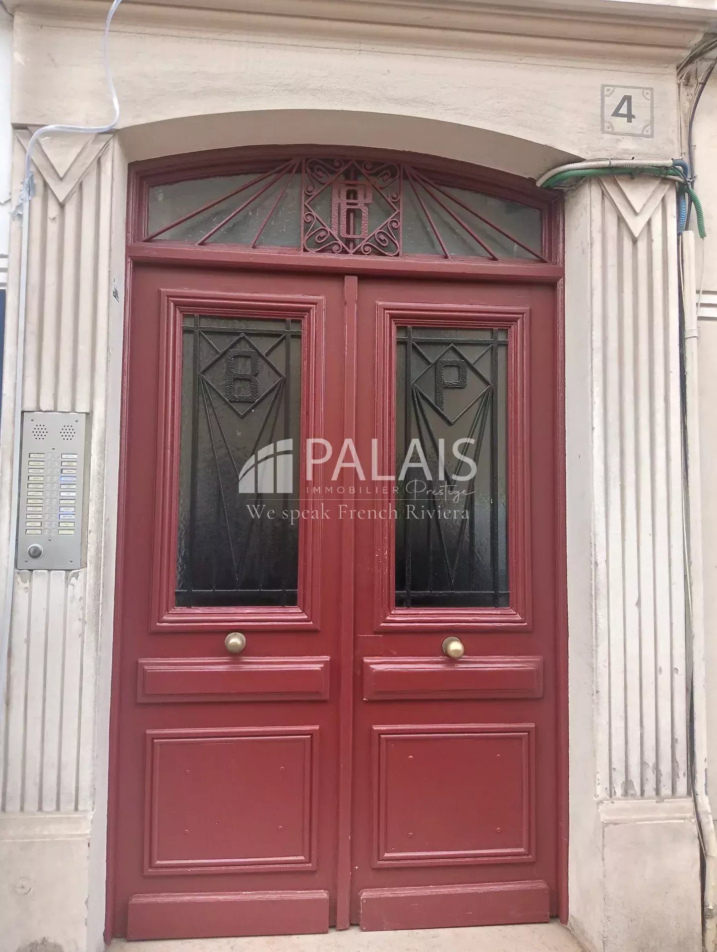 Agence immobilière de 