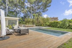 Modern Villa with Pool and Advanced Amenities in Le Cannet — photo 3 of 7